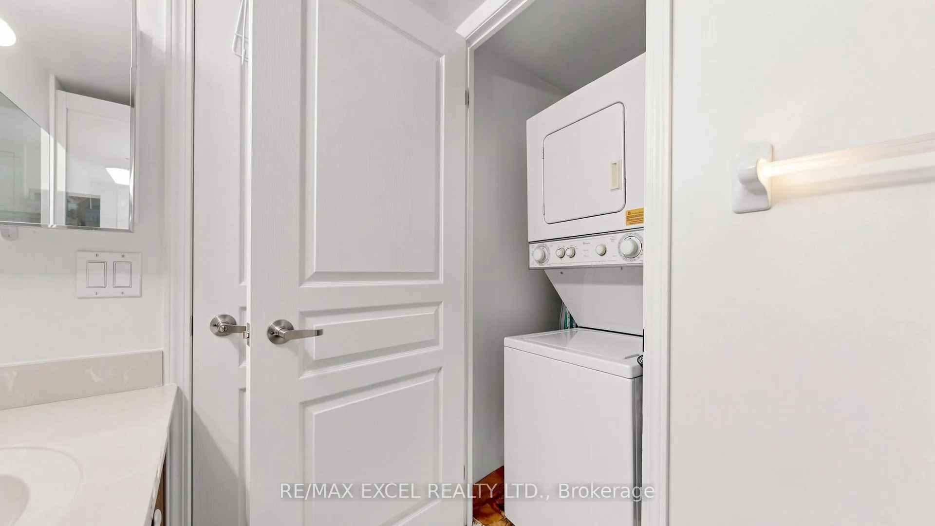 Photo 17 of Unit 318, 310 Red Maple Road, Richmond Hill, Langstaff — HOMEH