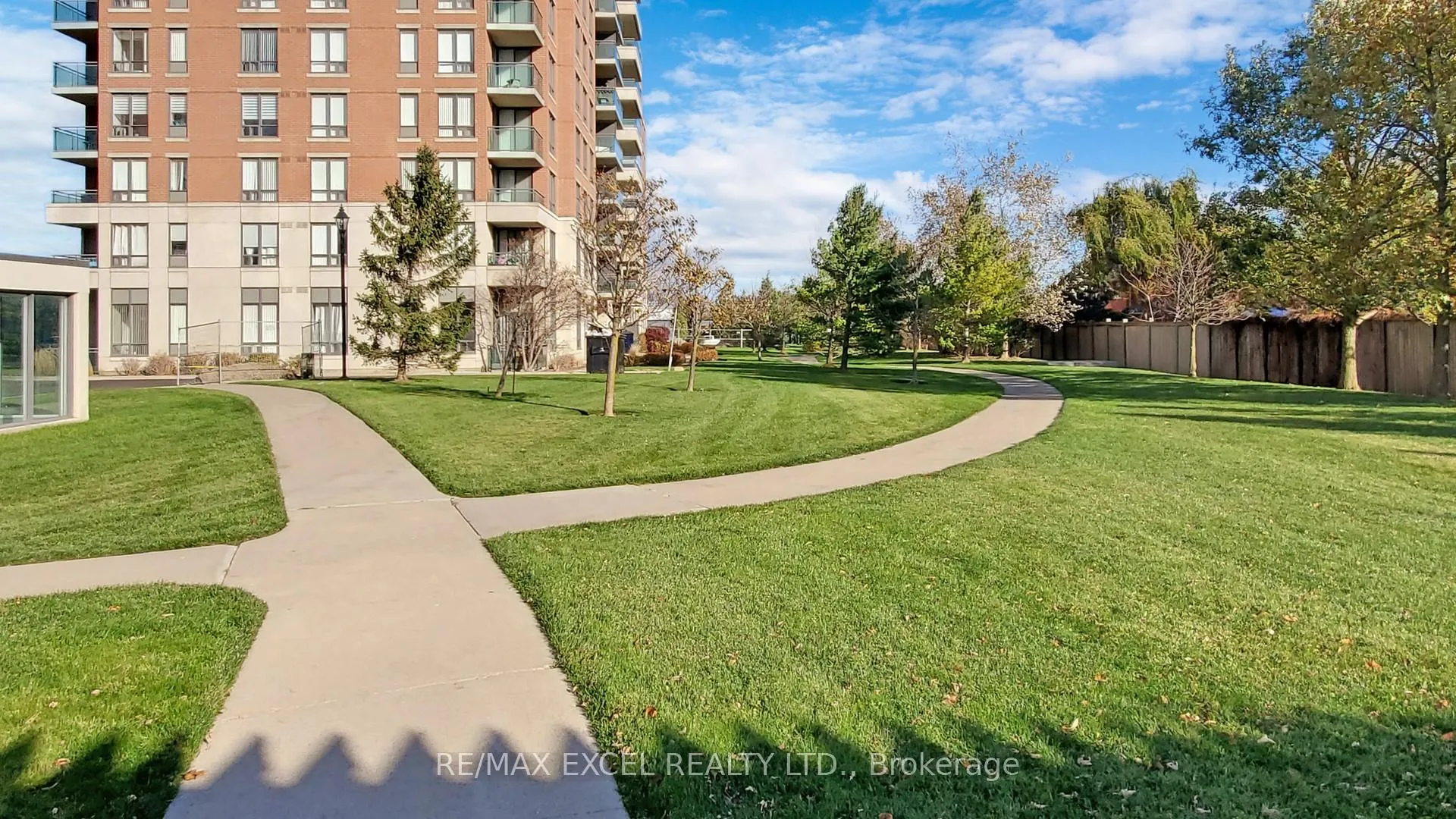 Photo 26 of Unit 318, 310 Red Maple Road, Richmond Hill, Langstaff — HOMEH