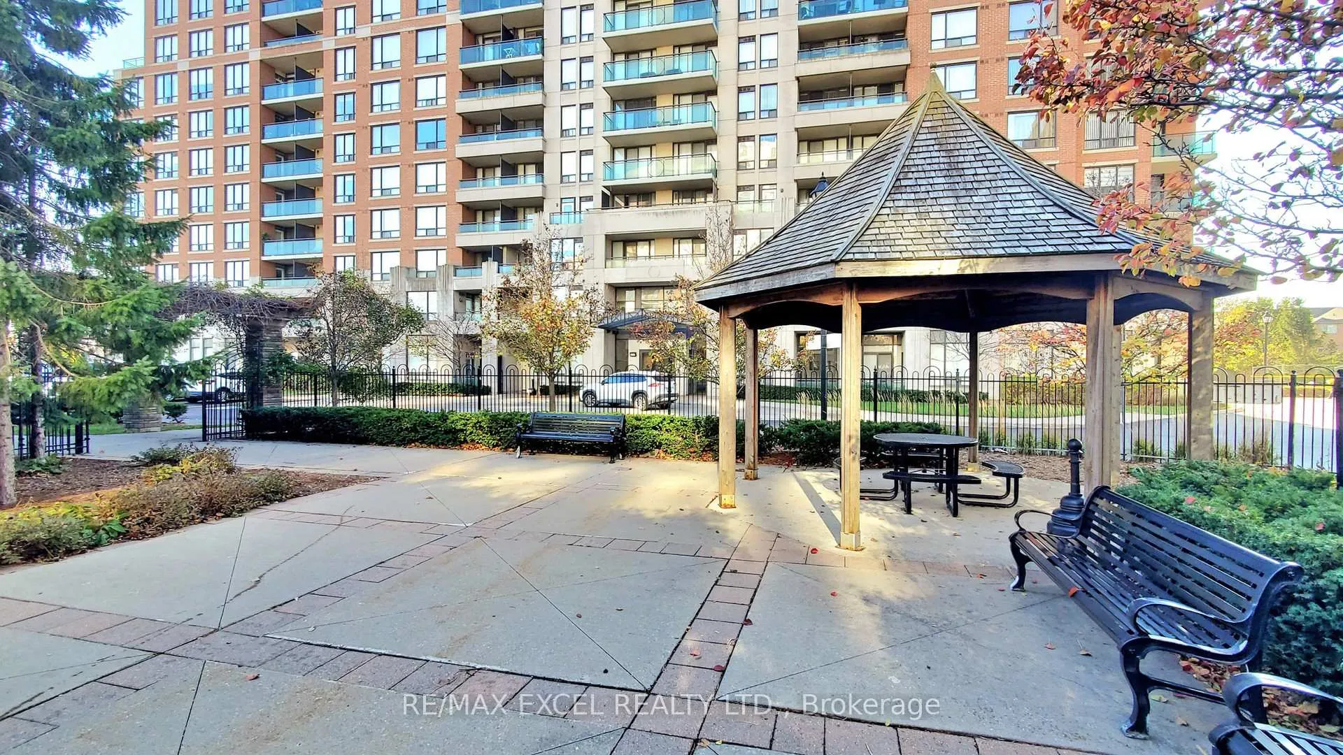 Photo 38 of Unit 318, 310 Red Maple Road, Richmond Hill, Langstaff — HOMEH