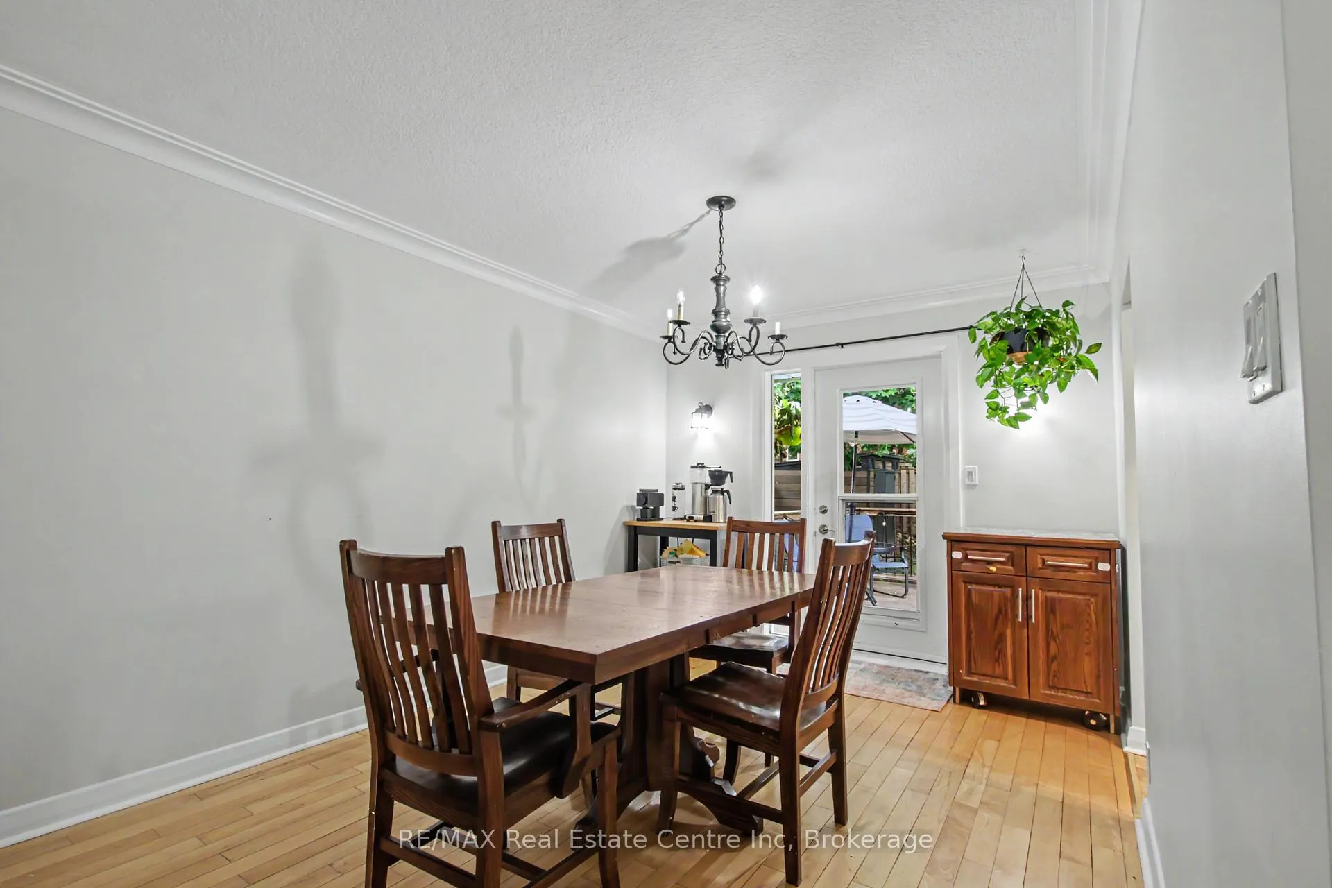 Photo 5 of 23 Glenburnie Drive, Guelph, Grange Road — HOMEH
