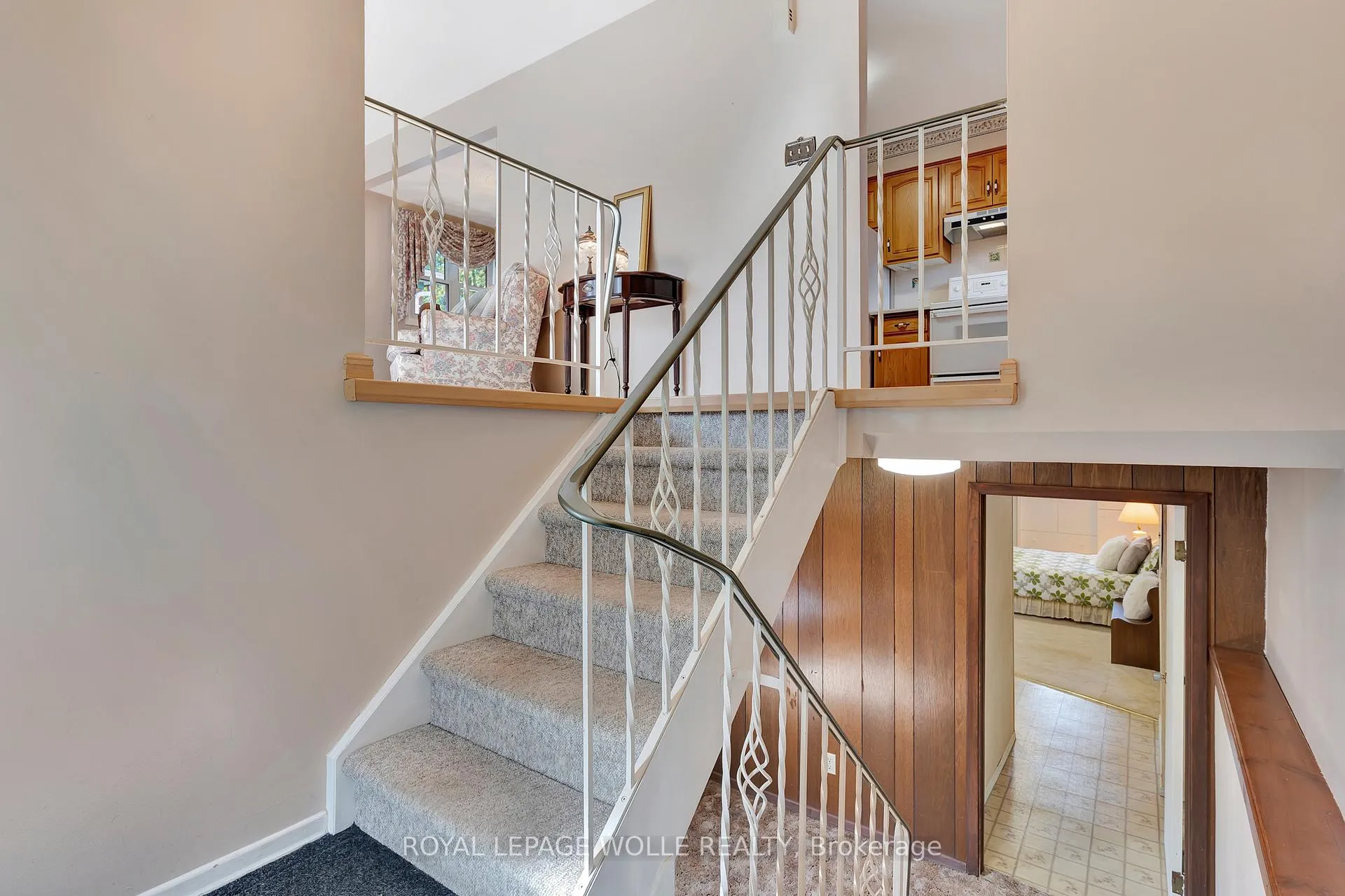 Photo 5 of 73 Brunswick Avenue, Kitchener — HOMEH
