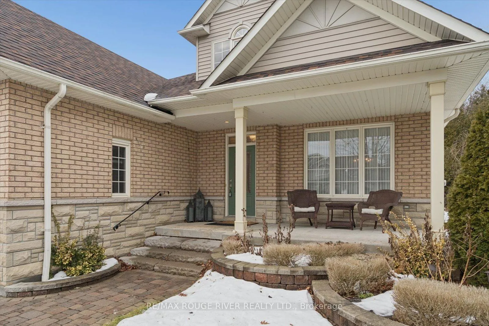 Photo 2 of 45 Pebblebrook Crescent, Whitby, Rolling Acres — HOMEH