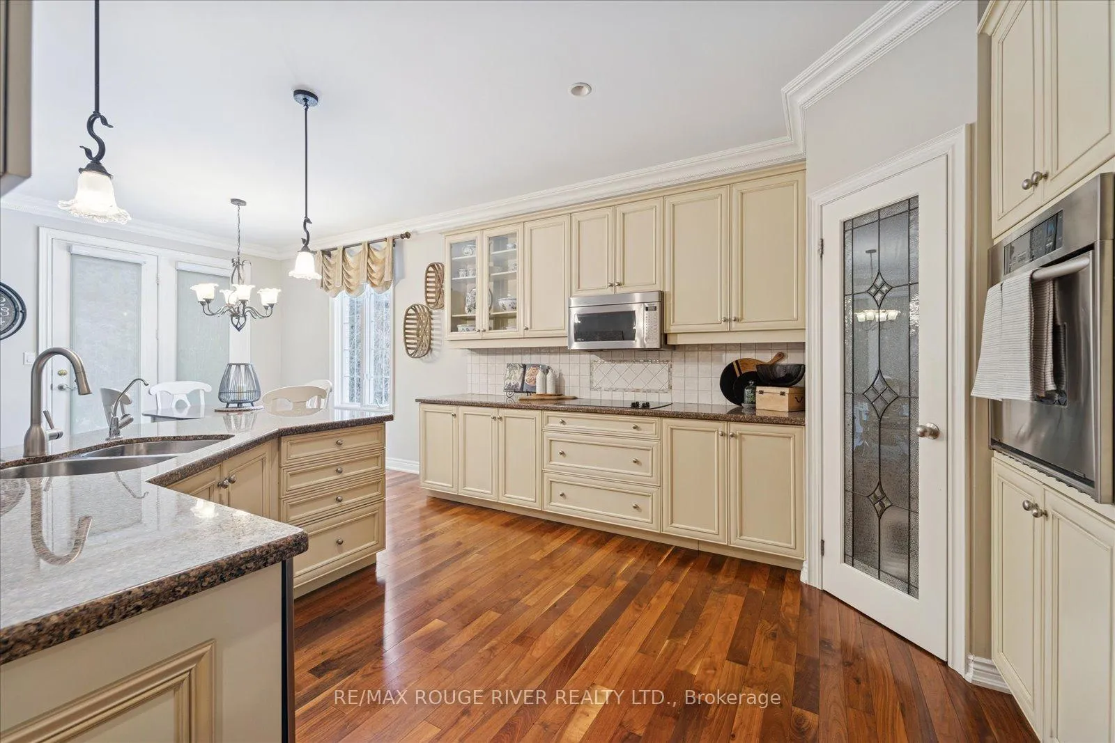Photo 18 of 45 Pebblebrook Crescent, Whitby, Rolling Acres — HOMEH