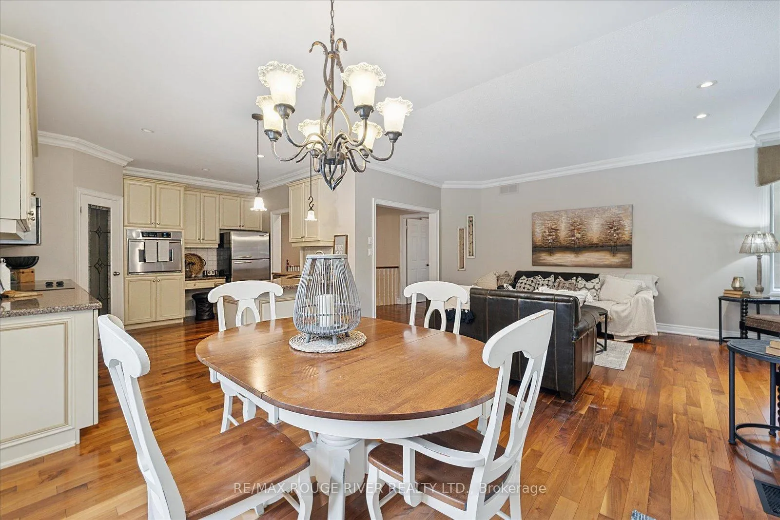 Photo 23 of 45 Pebblebrook Crescent, Whitby, Rolling Acres — HOMEH