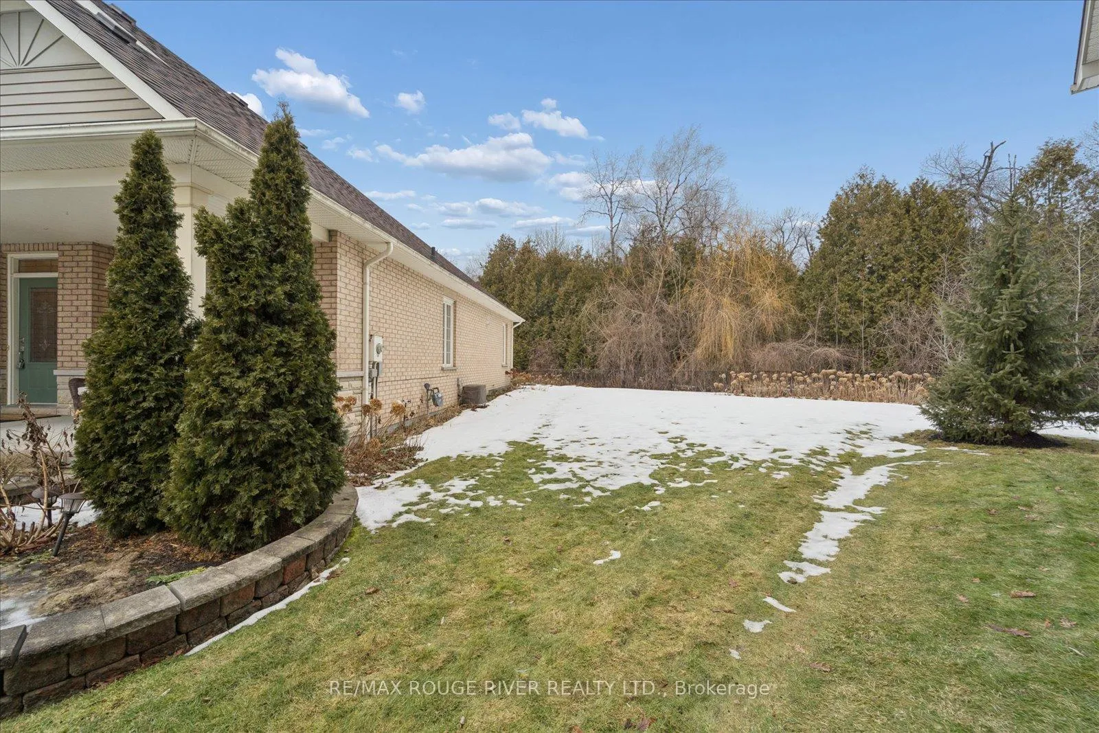 Photo 32 of 45 Pebblebrook Crescent, Whitby, Rolling Acres — HOMEH