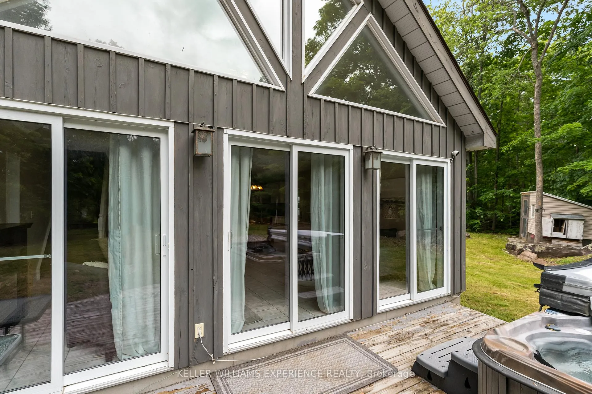 Photo 30 of 7516 Island Crescent W, Ramara, Rural Ramara — HOMEH