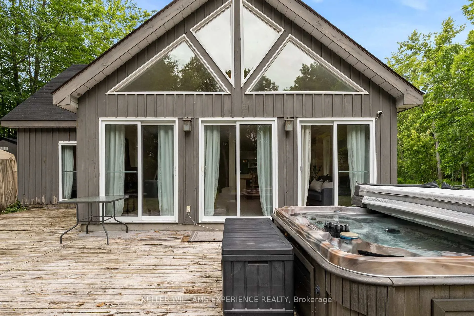 Photo 31 of 7516 Island Crescent W, Ramara, Rural Ramara — HOMEH