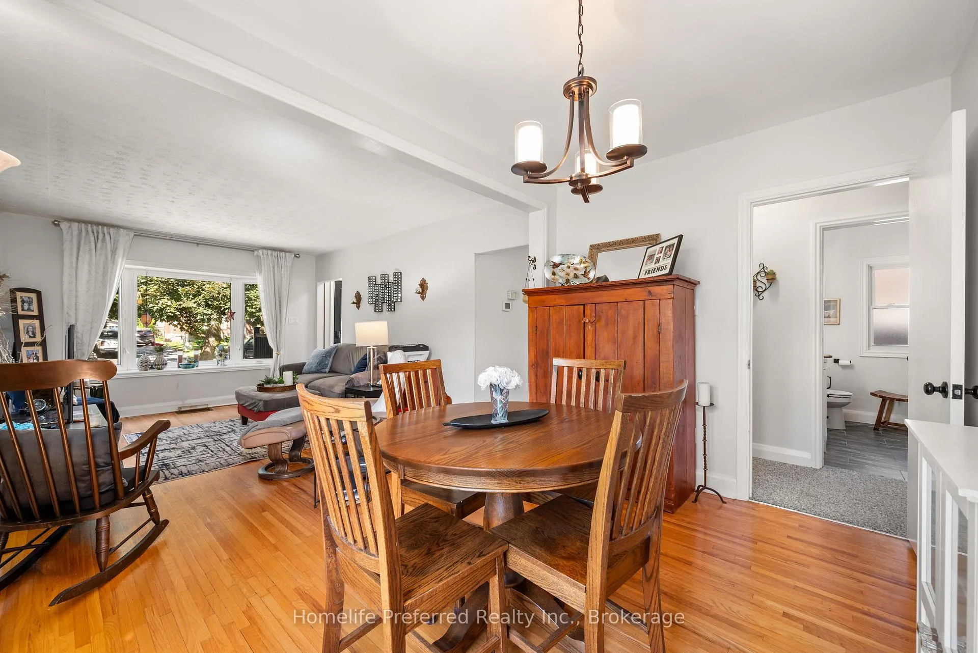 Photo 15 of 966 Noble Place, Peterborough, Otonabee Ward 1 — HOMEH