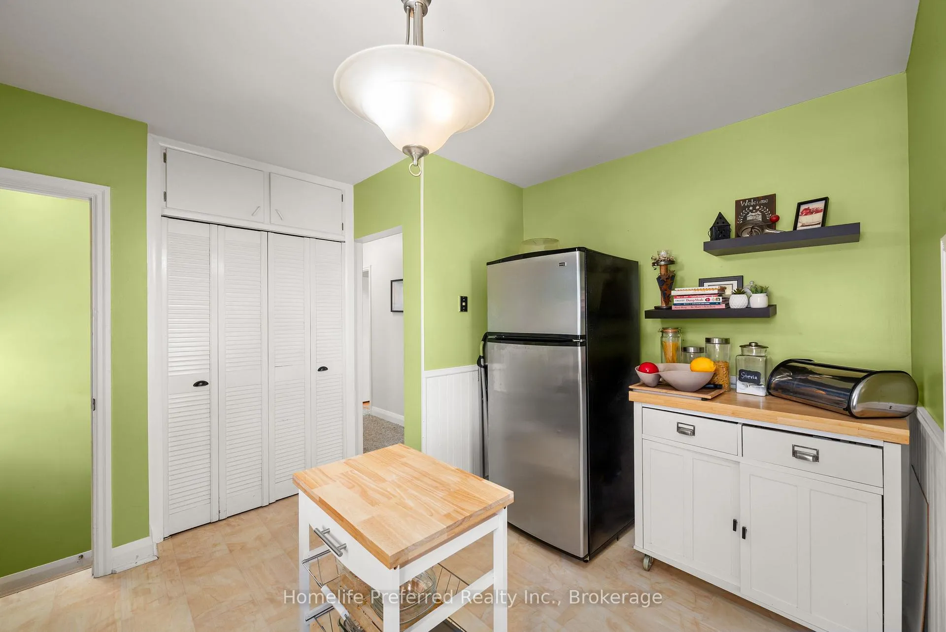 Photo 23 of 966 Noble Place, Peterborough, Otonabee Ward 1 — HOMEH