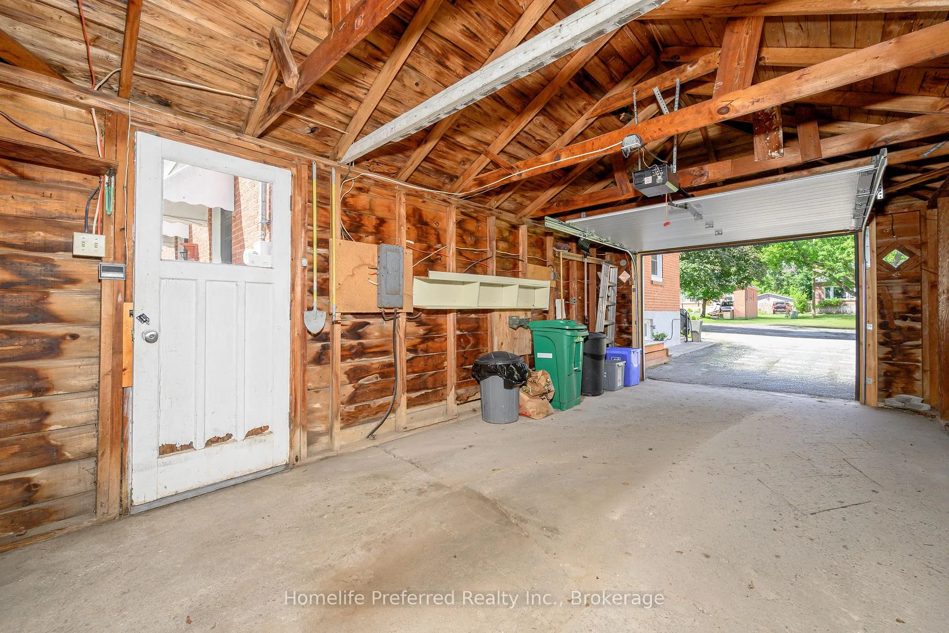 Photo 41 of 966 Noble Place, Peterborough, Otonabee Ward 1 — HOMEH