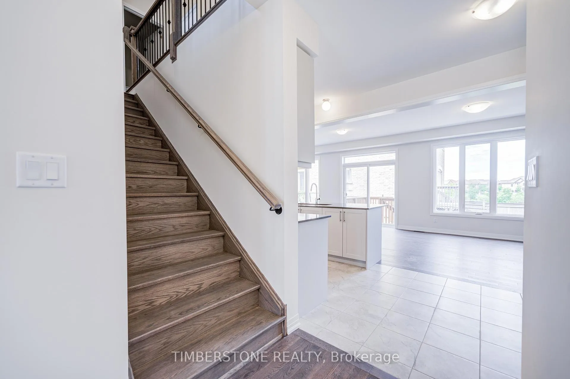 Photo 6 of 41 Aveena Road, Brampton, Bram East — HOMEH