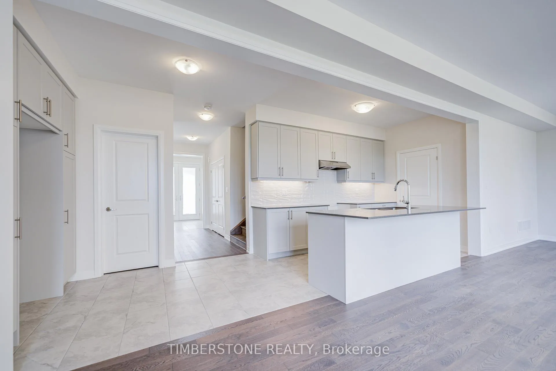 Photo 9 of 41 Aveena Road, Brampton, Bram East — HOMEH