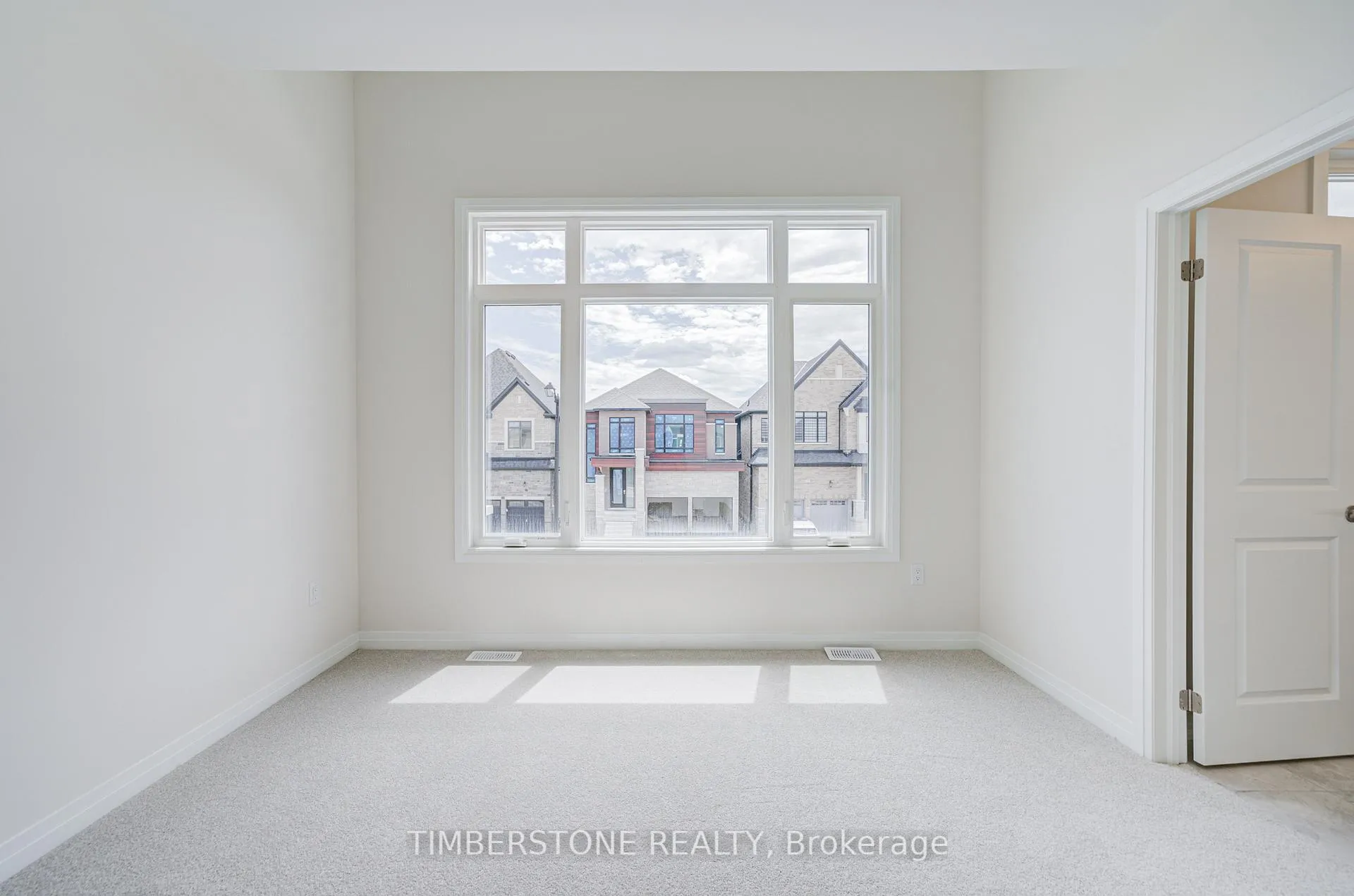 Photo 38 of 41 Aveena Road, Brampton, Bram East — HOMEH