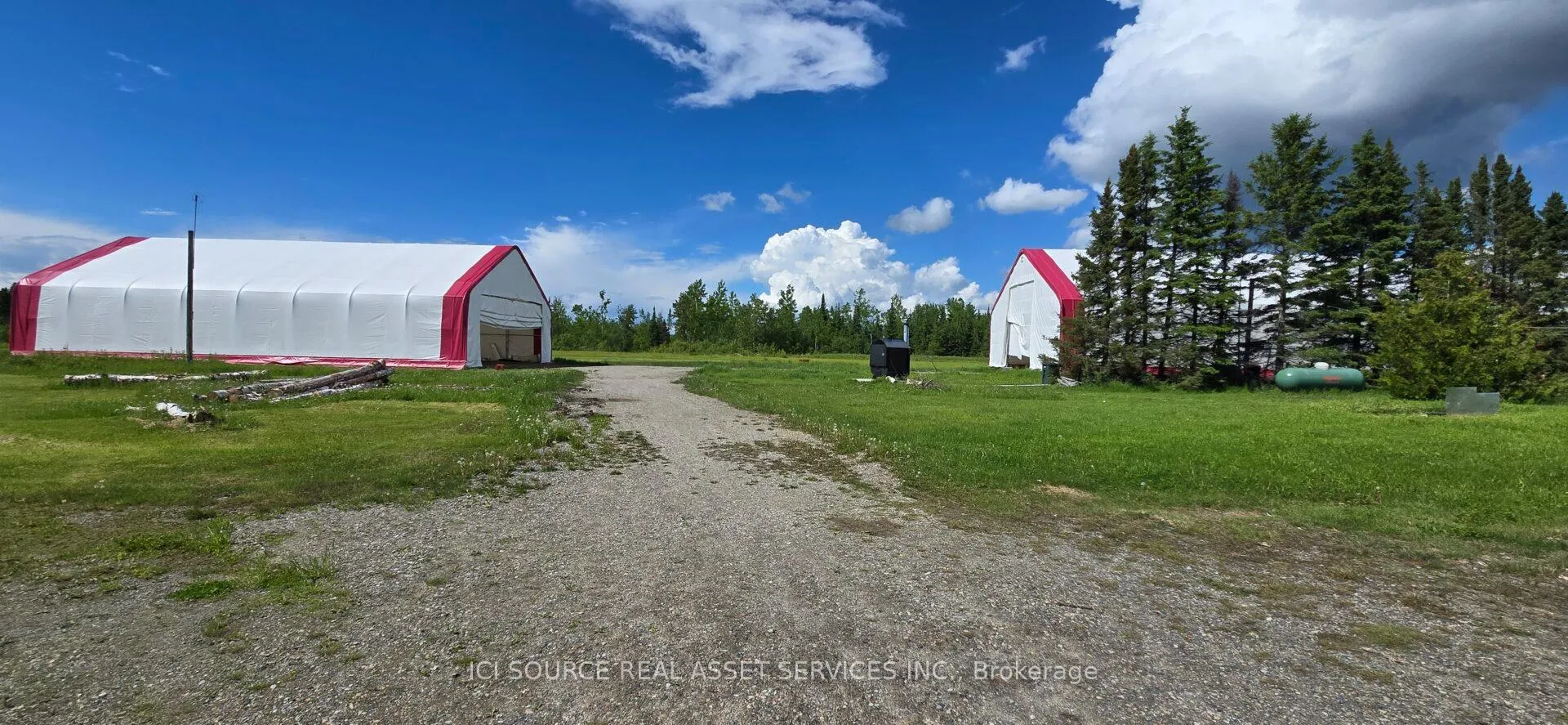 Photo 10 of 1527 Highway 11 W, Cochrane — HOMEH