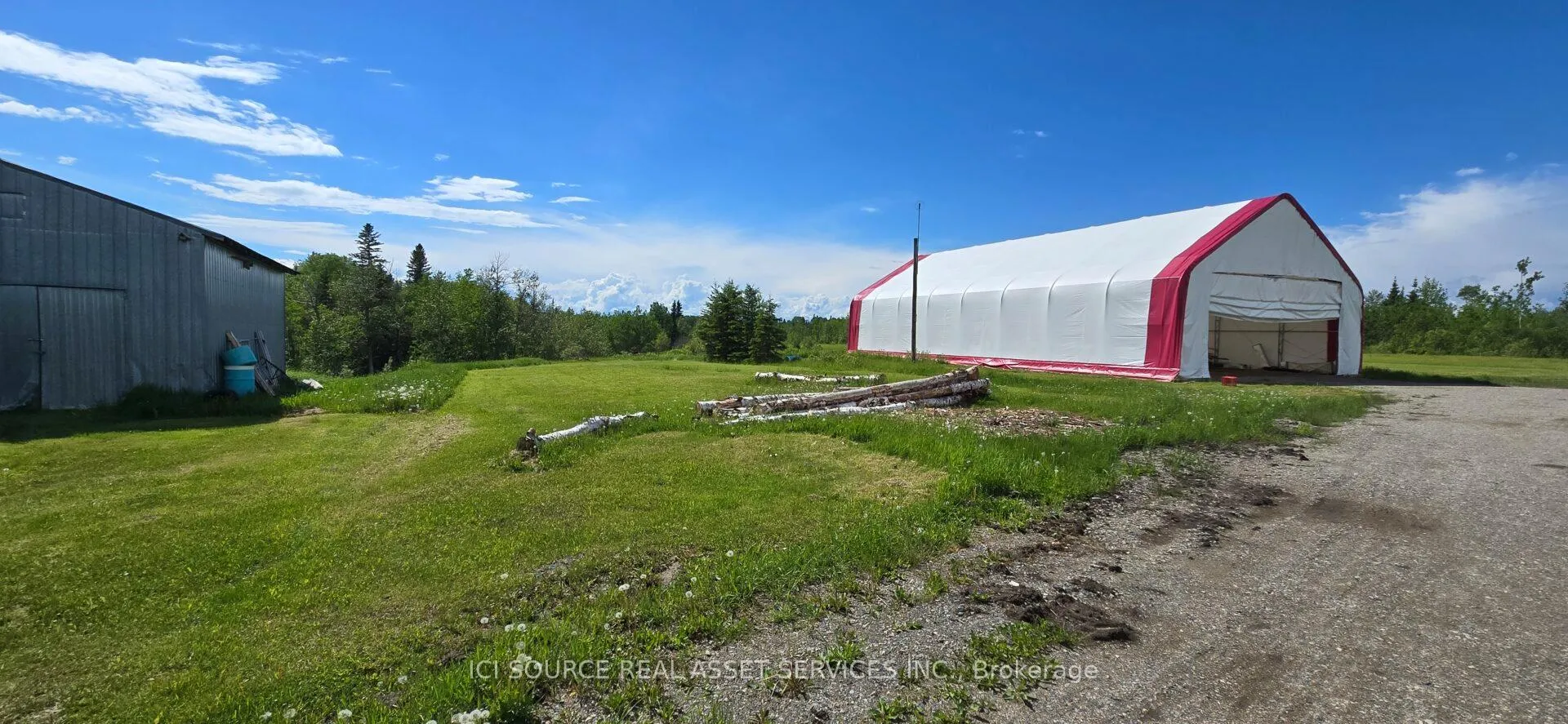 Photo 49 of 1527 Highway 11 W, Cochrane — HOMEH