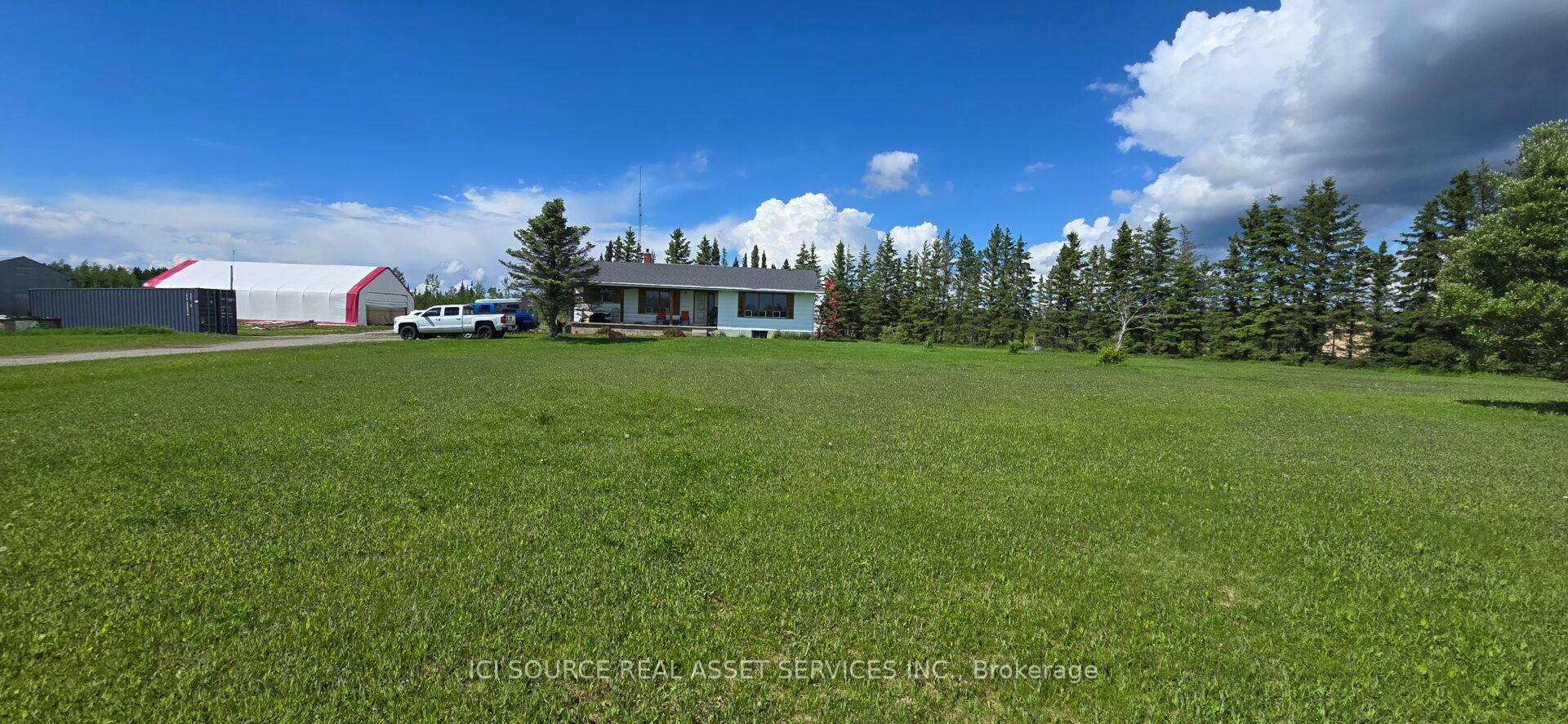 Photo 8 of 1527 Highway 11 W, Cochrane — HOMEH