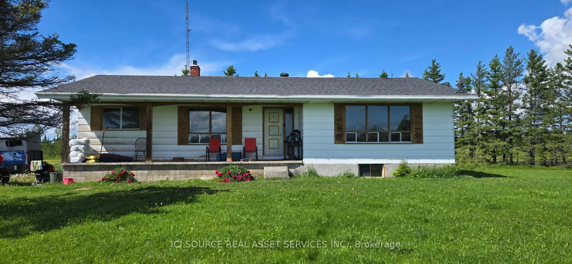 Photo 6 of 1527 Highway 11 W, Cochrane — HOMEH