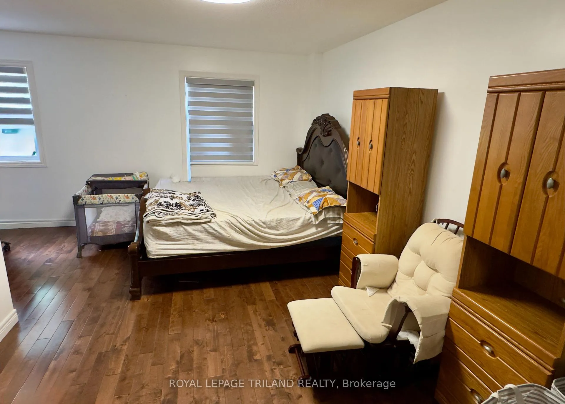 Photo 9 of 82 Meadowridge Road, London, North M — HOMEH