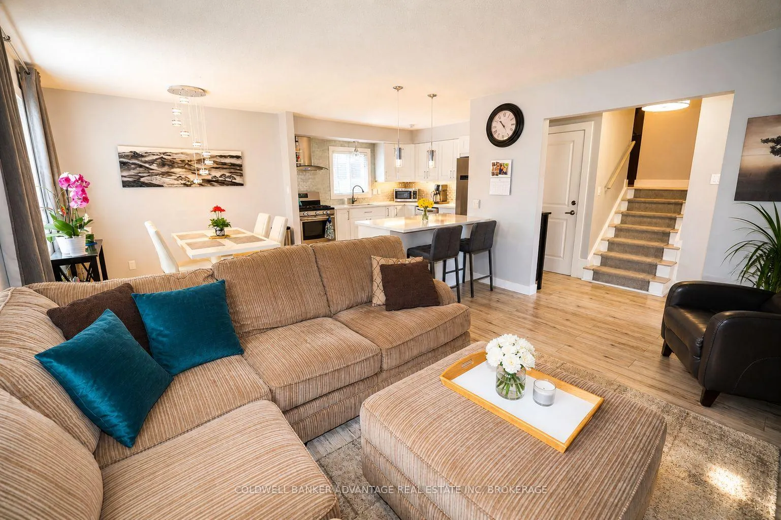 Photo 9 of 29 Willcher Drive, St. Catharines, Lakeshore — HOMEH