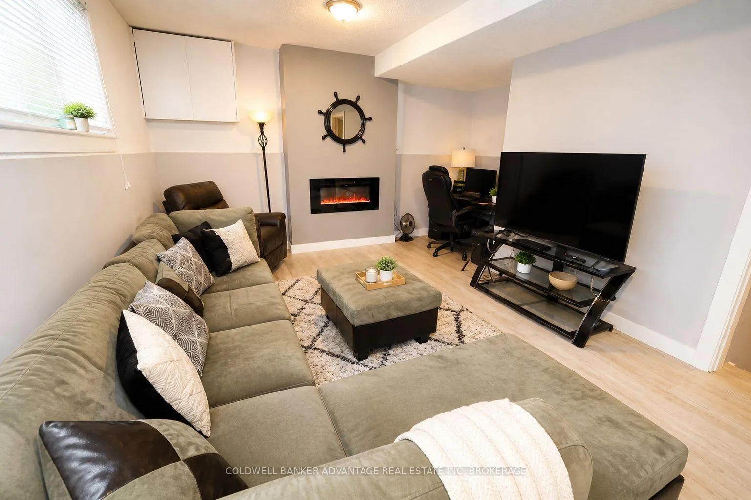 Photo 14 of 29 Willcher Drive, St. Catharines, Lakeshore — HOMEH