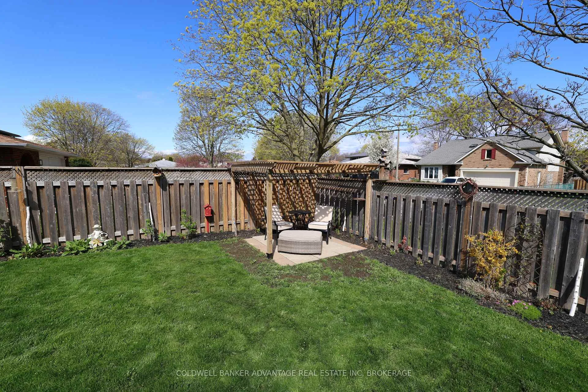 Photo 32 of 29 Willcher Drive, St. Catharines, Lakeshore — HOMEH