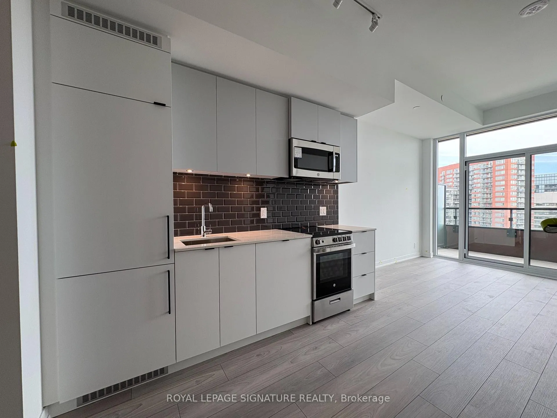 Photo 1 of Unit 1108, 285 Dufferin Street, Toronto, South Parkdale — HOMEH