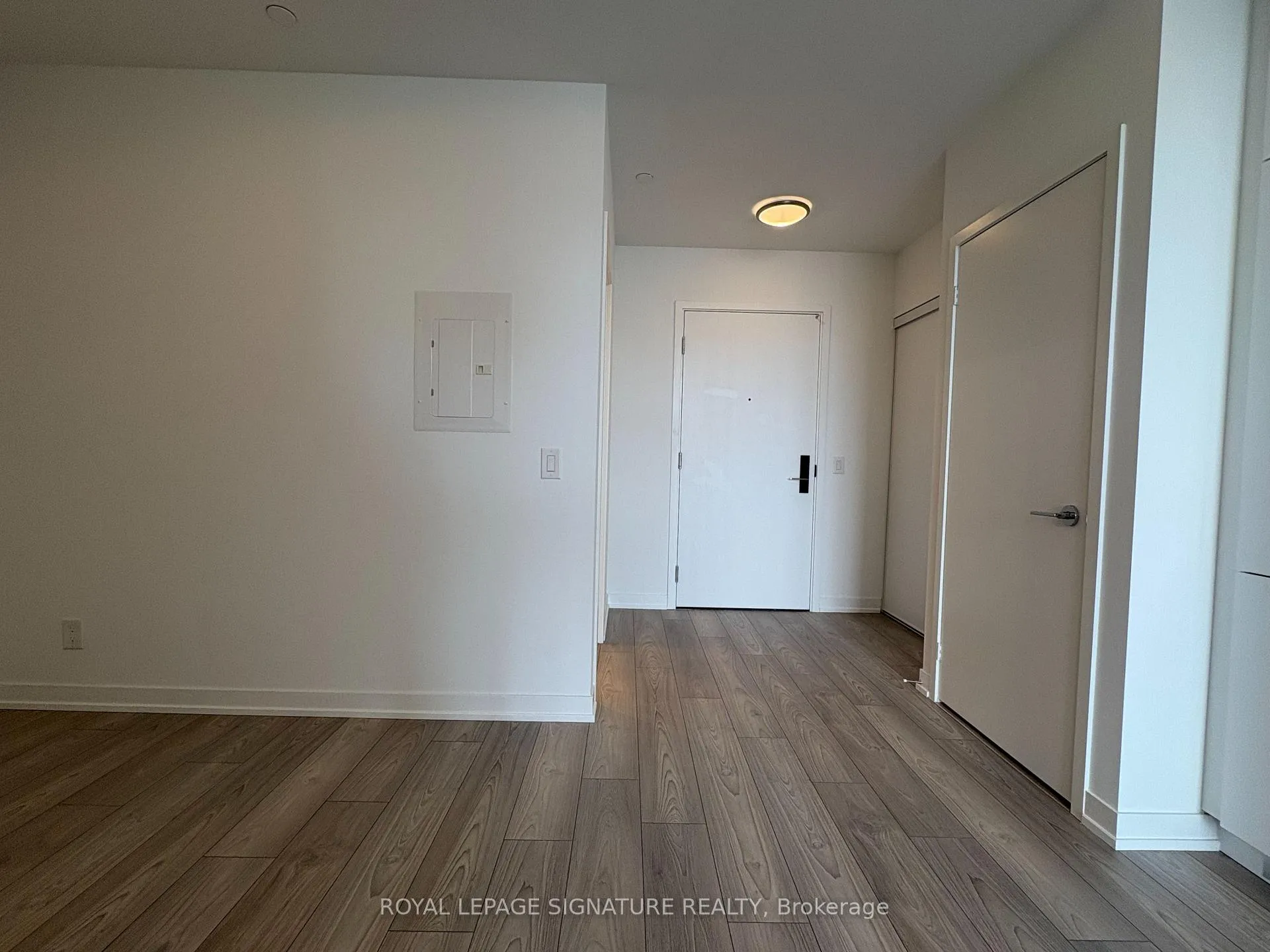 Photo 5 of Unit 1108, 285 Dufferin Street, Toronto, South Parkdale — HOMEH