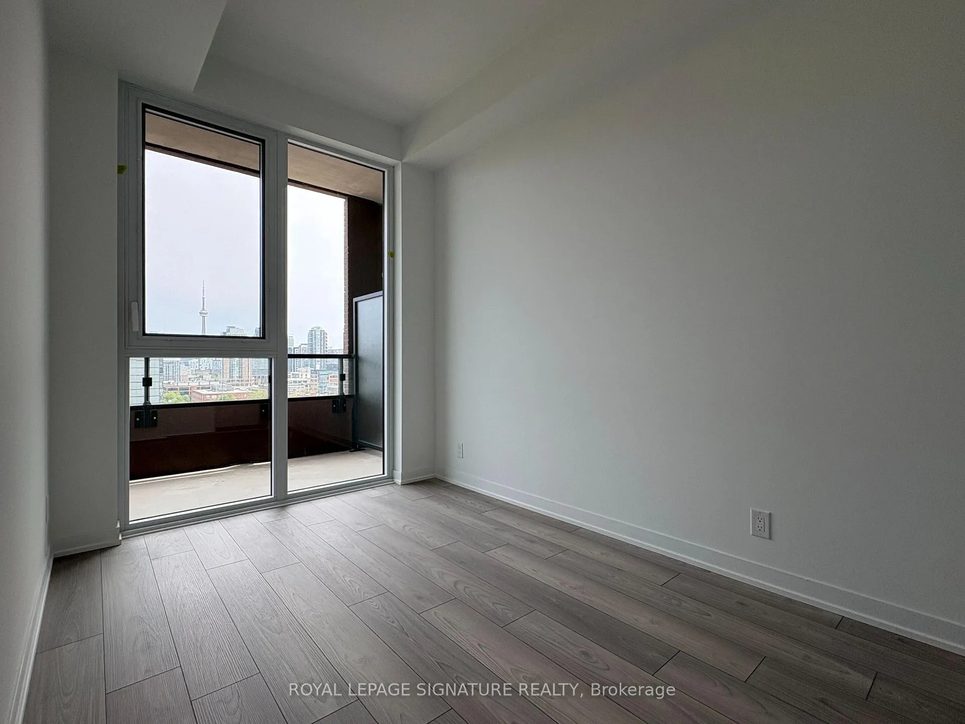 Photo 7 of Unit 1108, 285 Dufferin Street, Toronto, South Parkdale — HOMEH