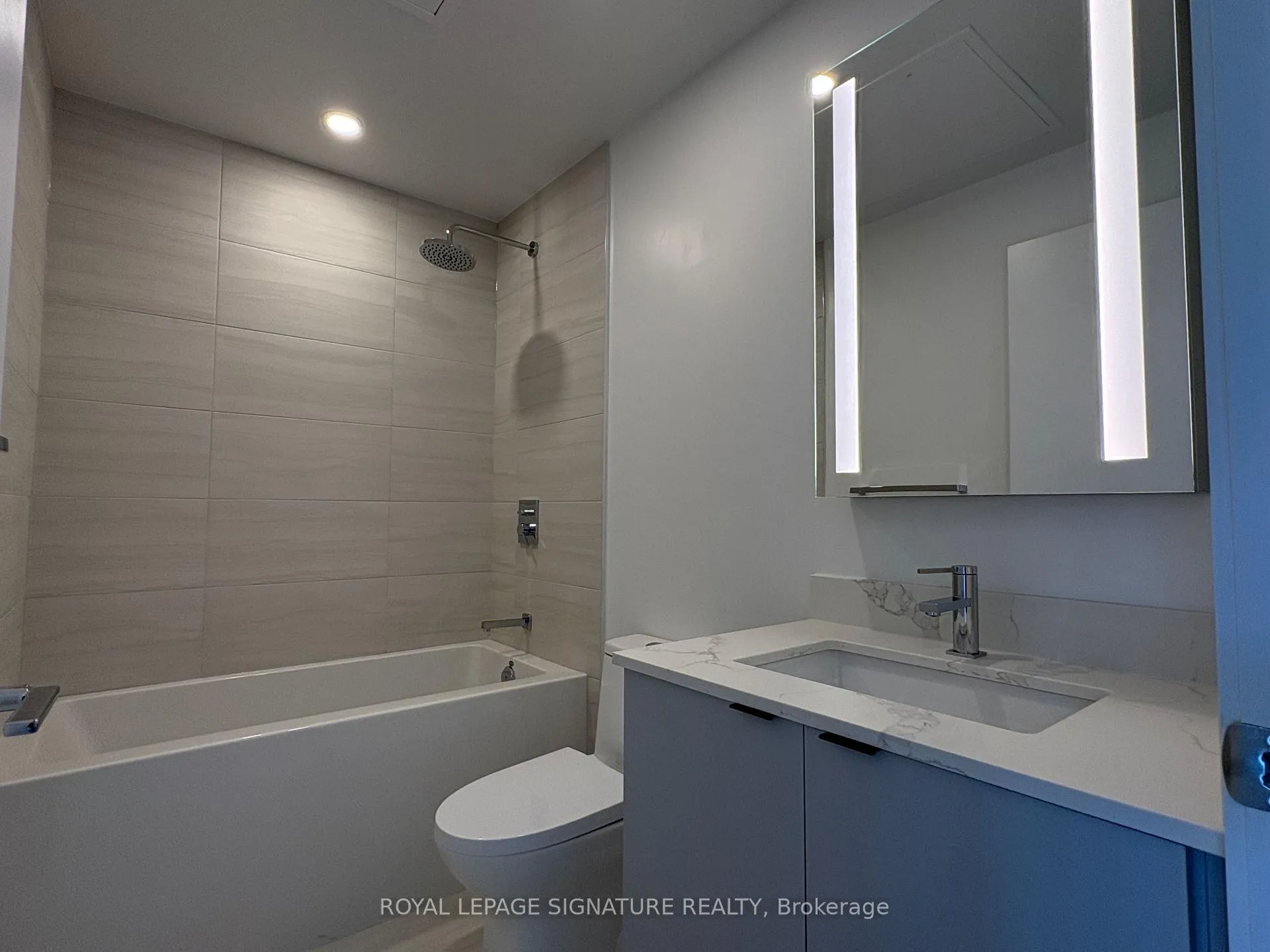Photo 9 of Unit 1108, 285 Dufferin Street, Toronto, South Parkdale — HOMEH