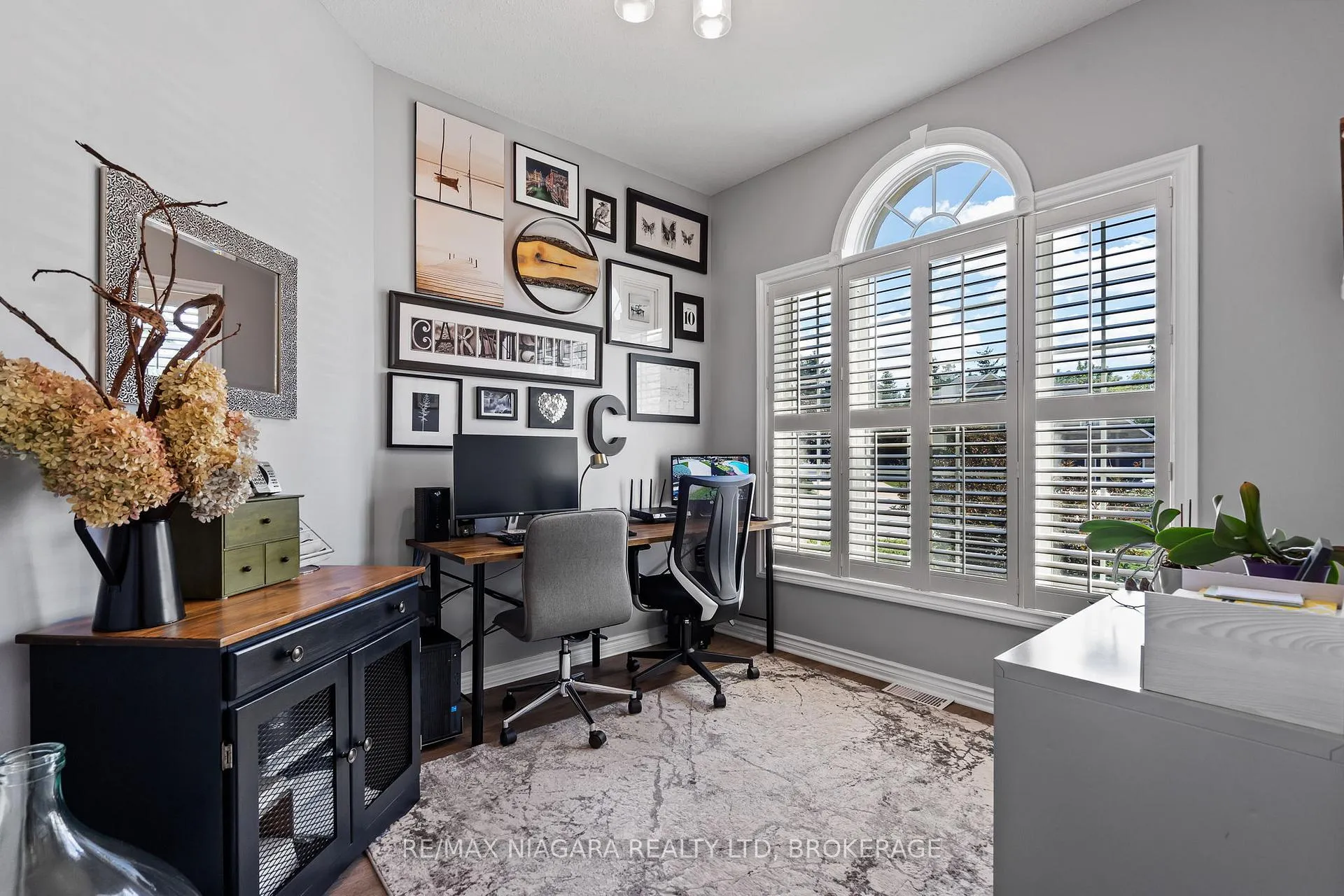 Photo 7 of 6301 Emma Street, Niagara Falls, Stamford — HOMEH