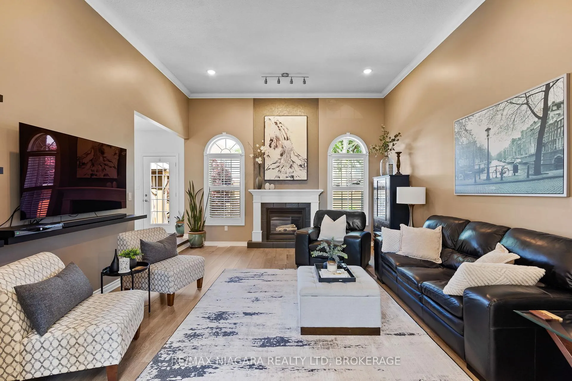 Photo 20 of 6301 Emma Street, Niagara Falls, Stamford — HOMEH