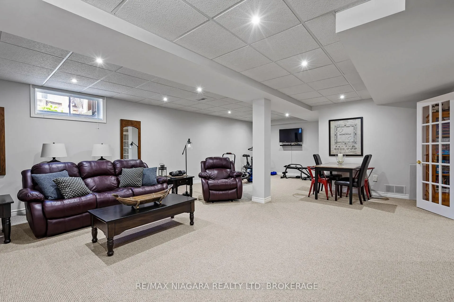 Photo 32 of 6301 Emma Street, Niagara Falls, Stamford — HOMEH