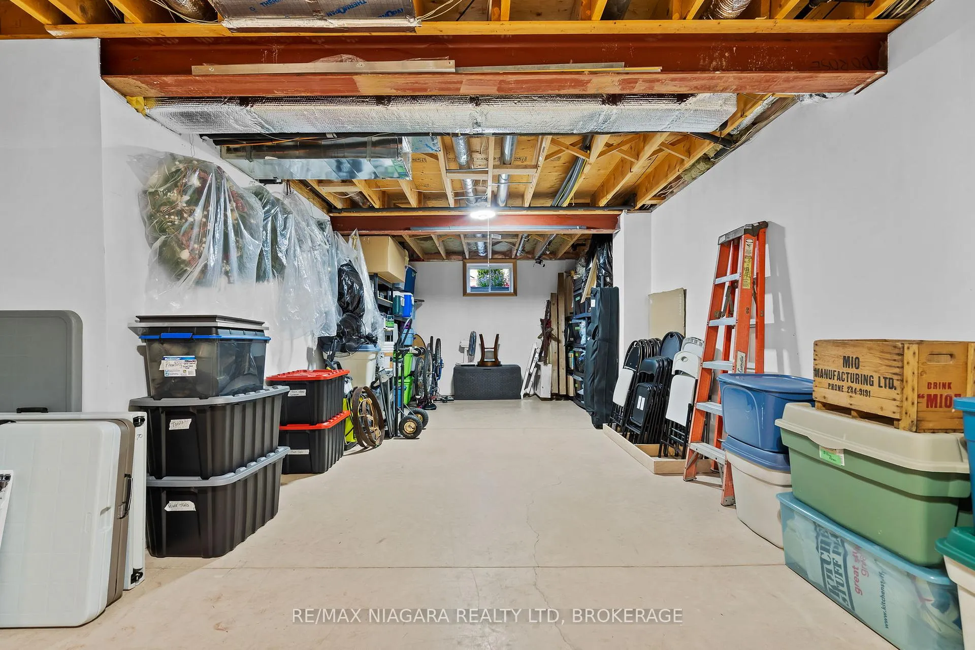 Photo 39 of 6301 Emma Street, Niagara Falls, Stamford — HOMEH