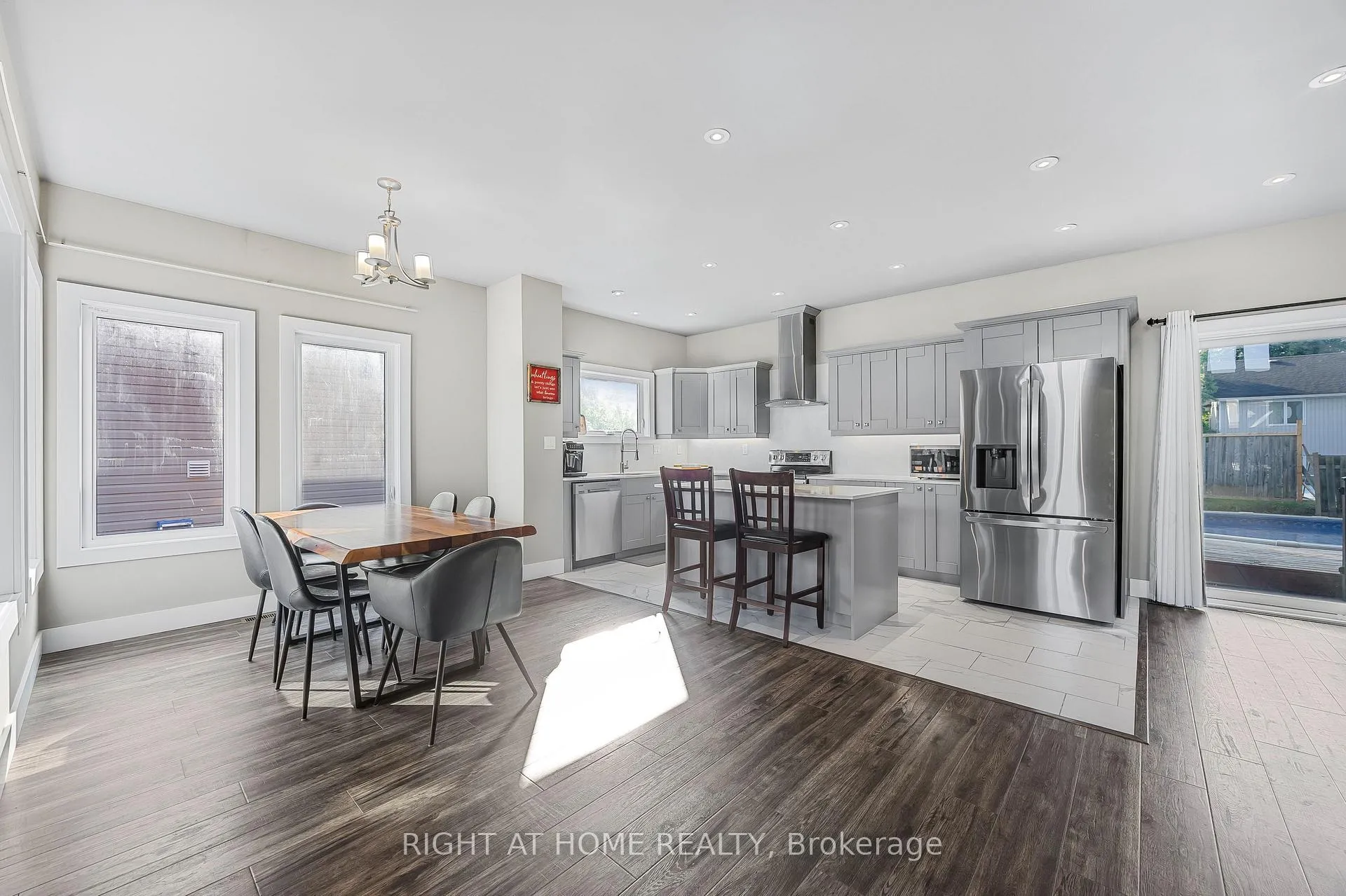 Photo 5 of 575 Oleary Lane, Tay, Victoria Harbour — HOMEH