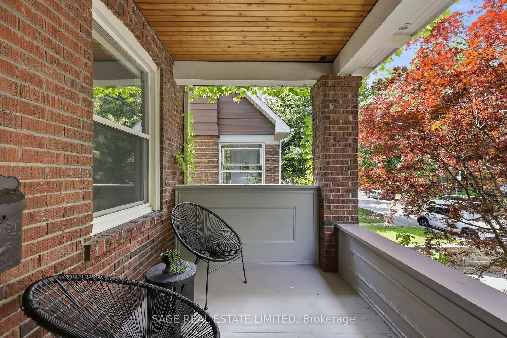 Photo 2 of 25 Lawlor Avenue, Toronto, East End-Danforth — HOMEH