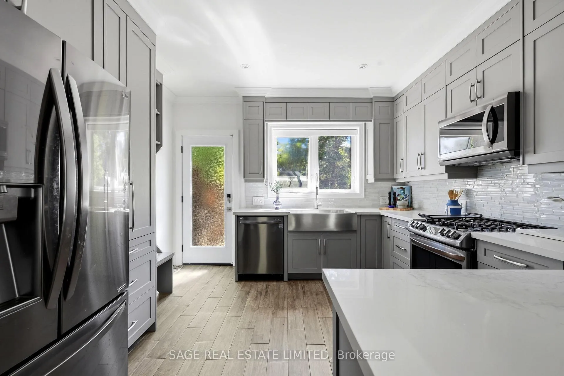 Photo 13 of 25 Lawlor Avenue, Toronto, East End-Danforth — HOMEH