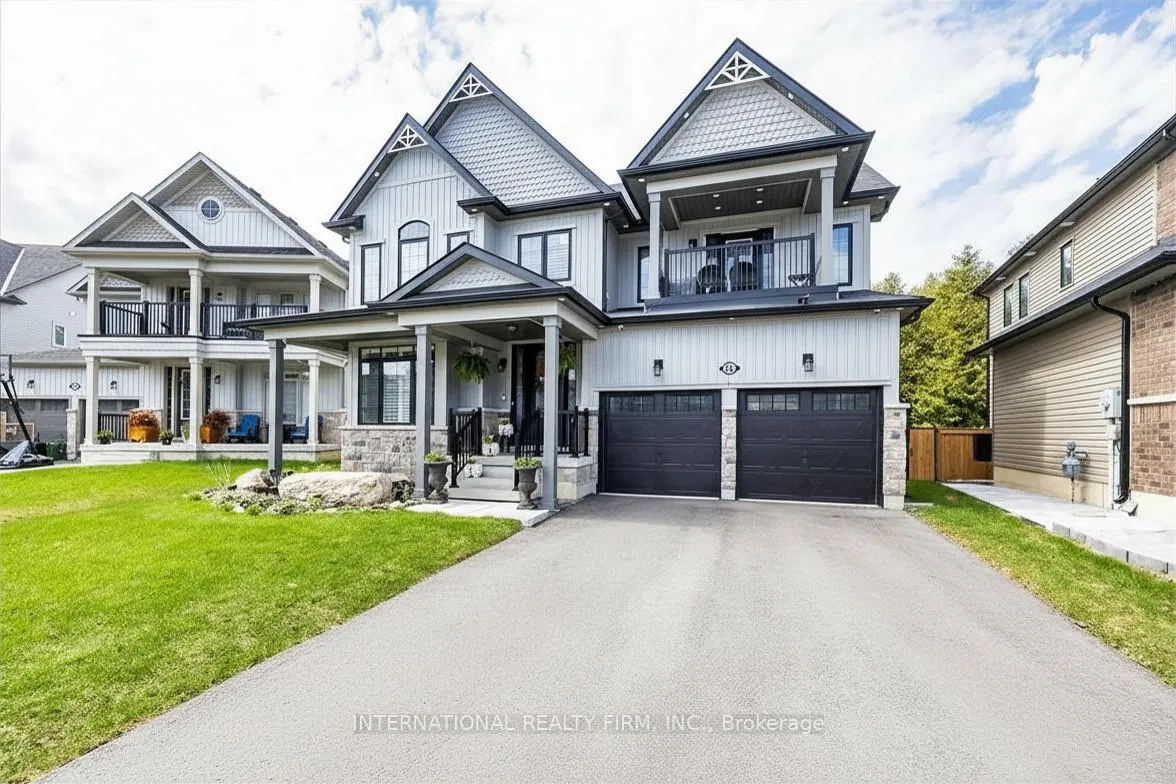 Photo 3 of 82 Hennessey Crescent, Kawartha Lakes, Lindsay — HOMEH