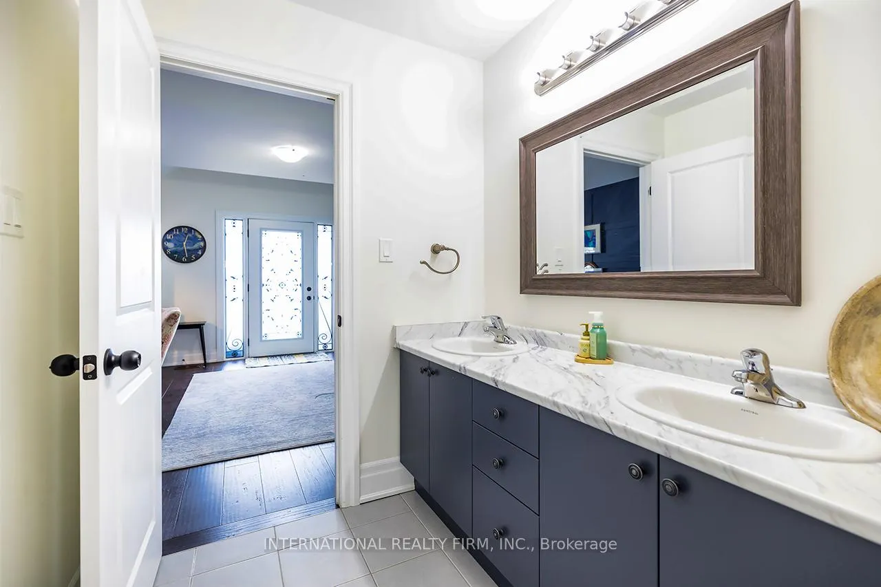 Photo 28 of 82 Hennessey Crescent, Kawartha Lakes, Lindsay — HOMEH