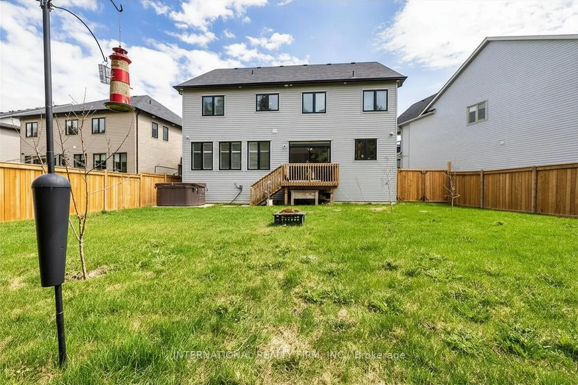 Photo 39 of 82 Hennessey Crescent, Kawartha Lakes, Lindsay — HOMEH