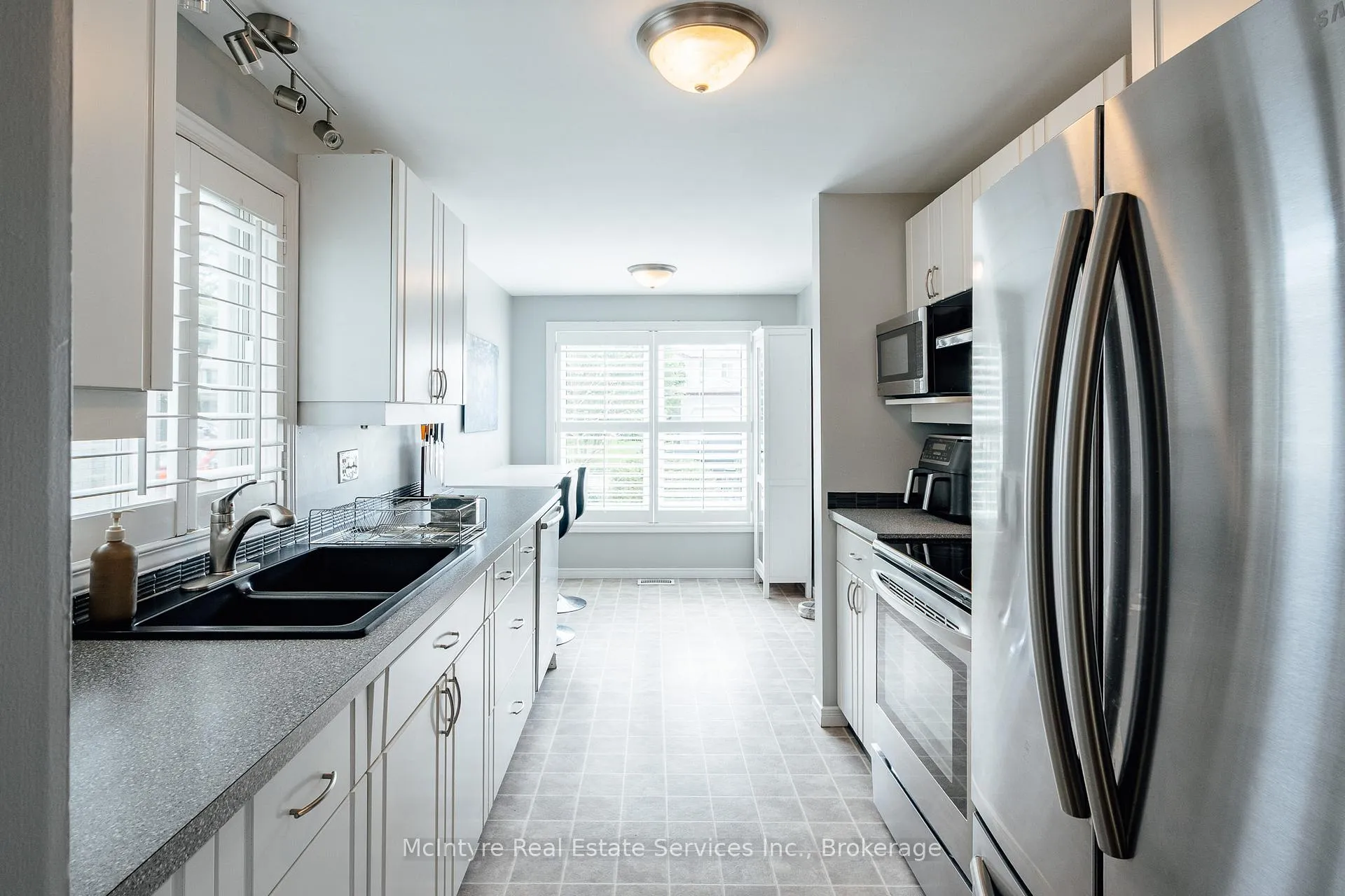 Photo 9 of 560 Penny Lane, Waterloo — HOMEH