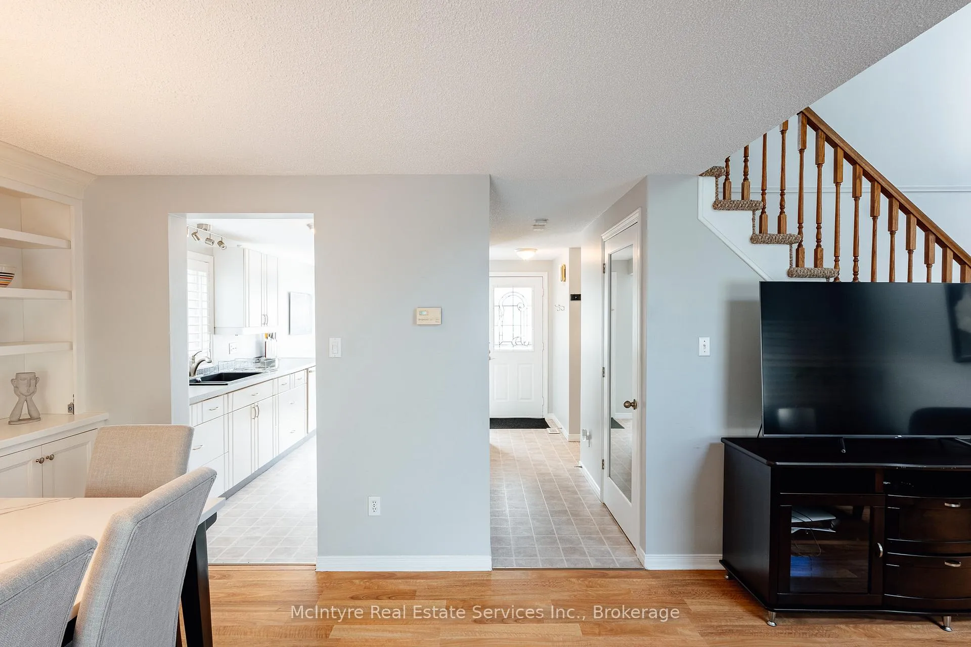 Photo 15 of 560 Penny Lane, Waterloo — HOMEH