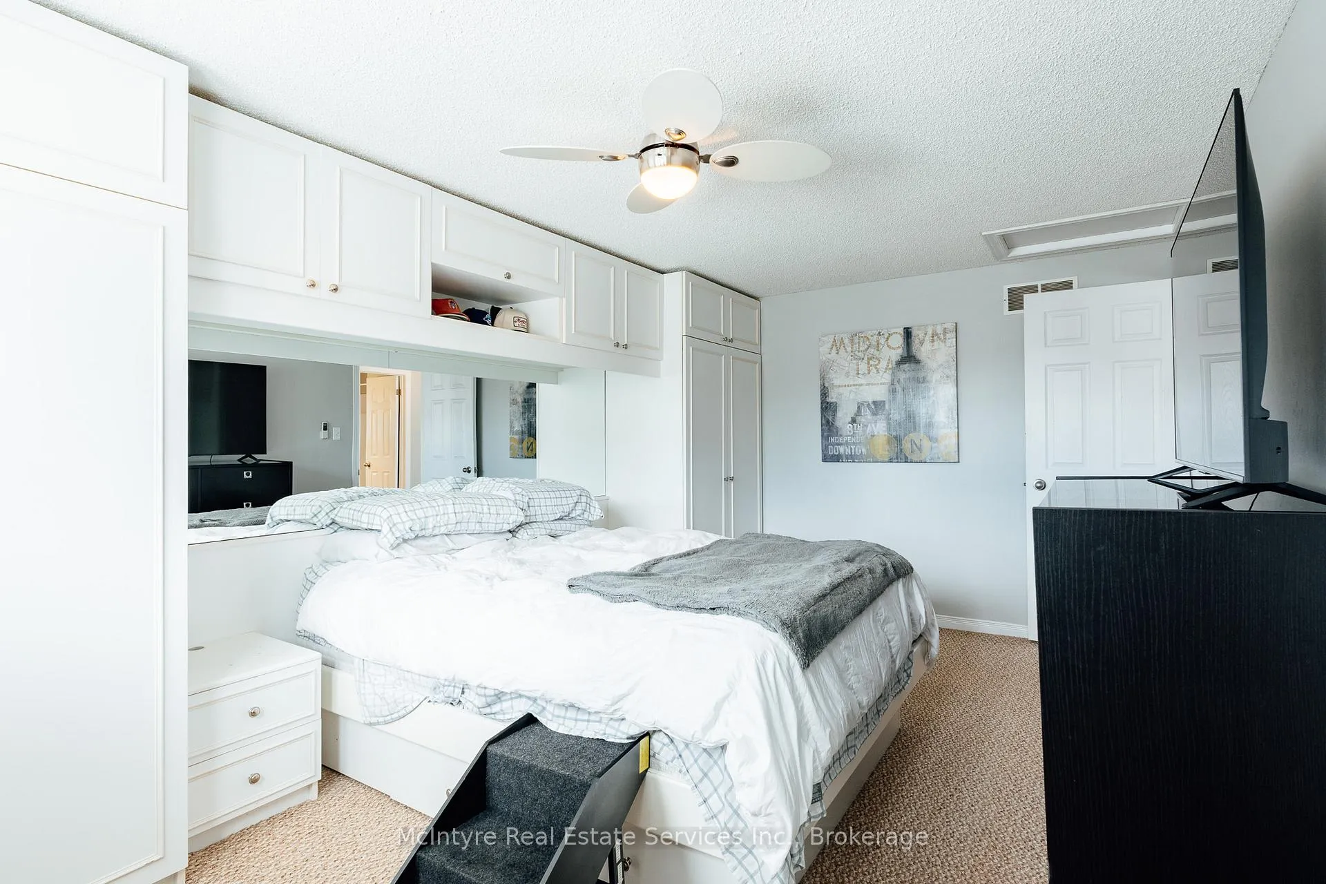 Photo 24 of 560 Penny Lane, Waterloo — HOMEH