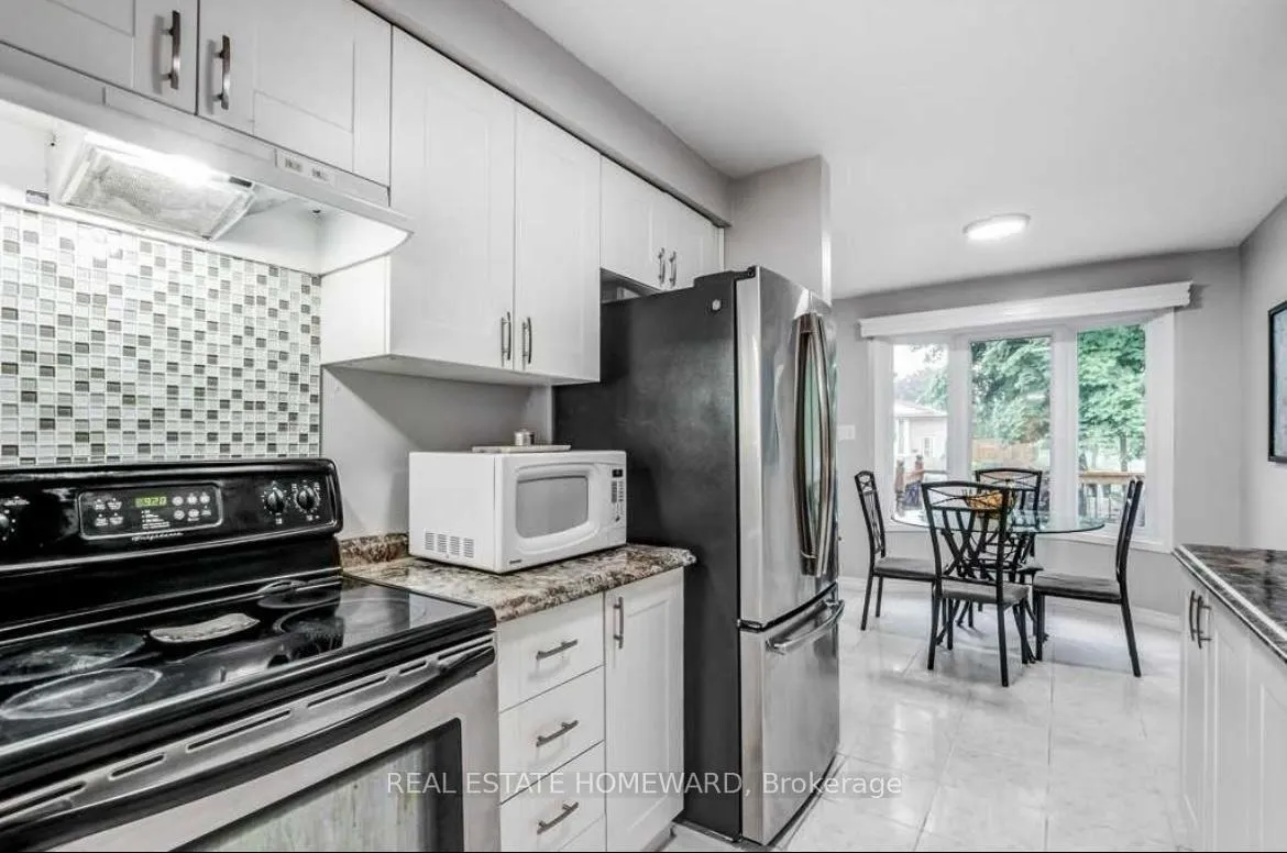 Photo 9 of 2336 Malcolm Crescent, Burlington, Brant Hills — HOMEH
