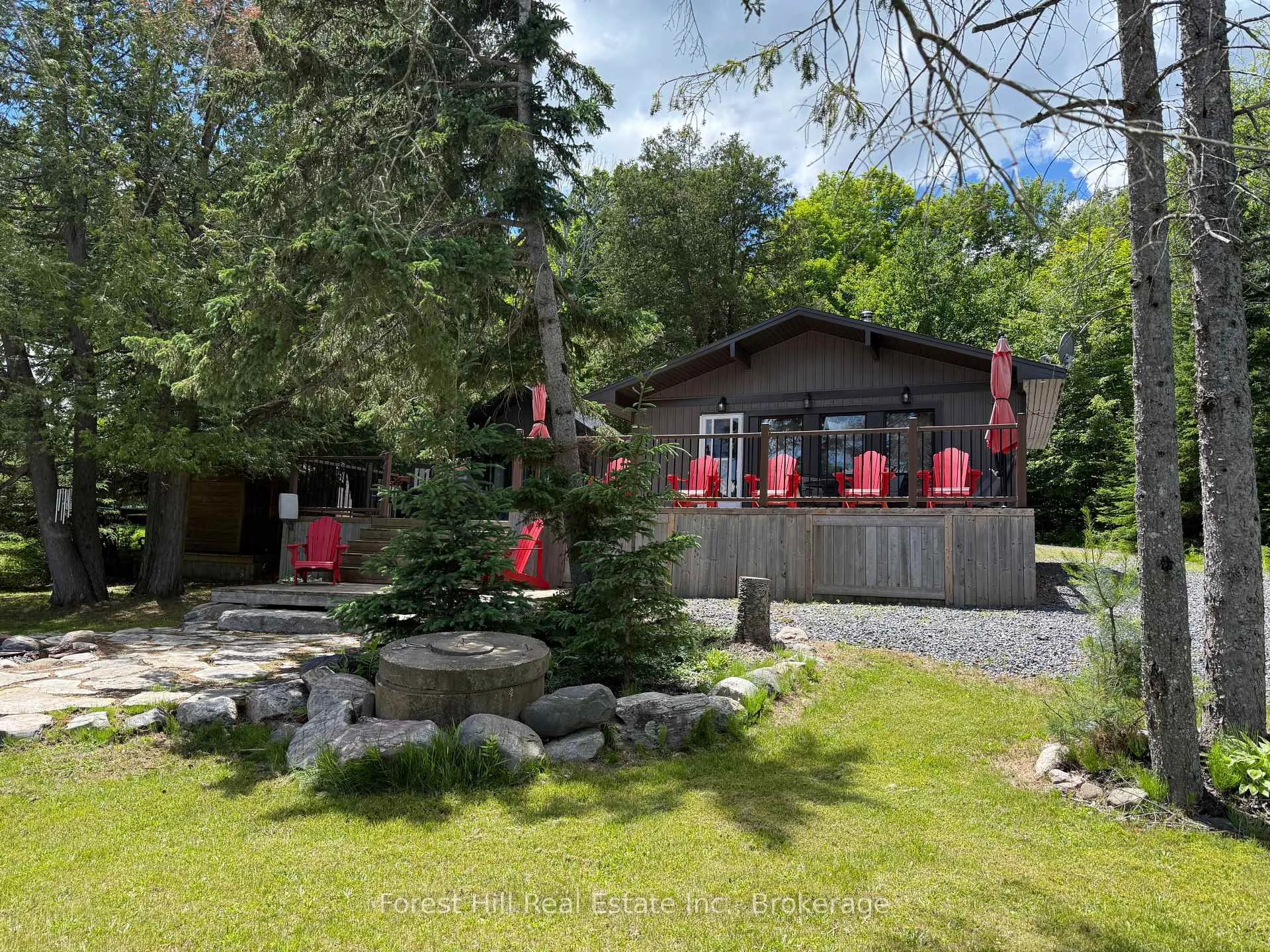 Photo of 635 Limberlost Point Road