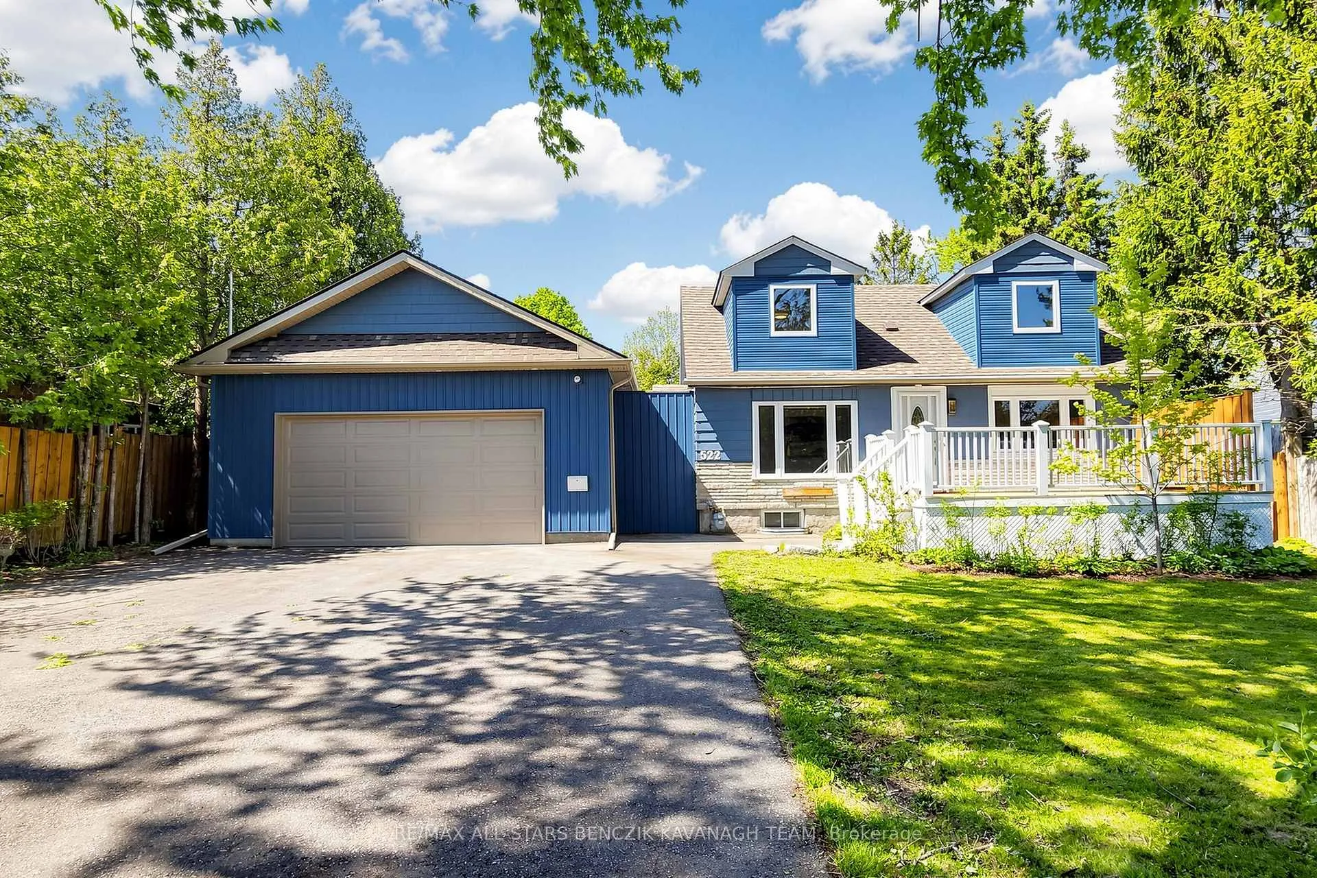 Photo 1 of 522 Sheppard Avenue, Pickering, Woodlands — HOMEH