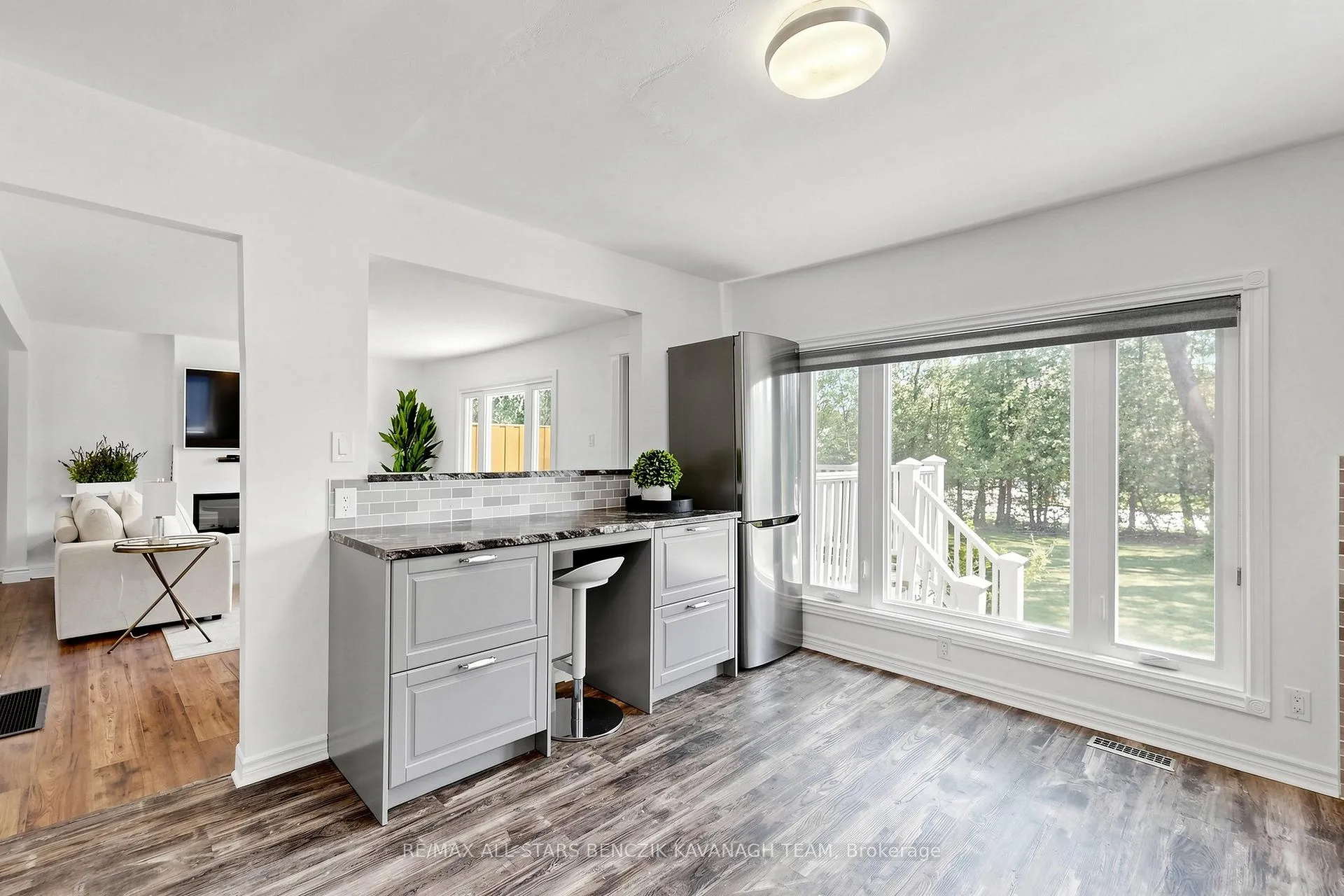 Photo 10 of 522 Sheppard Avenue, Pickering, Woodlands — HOMEH