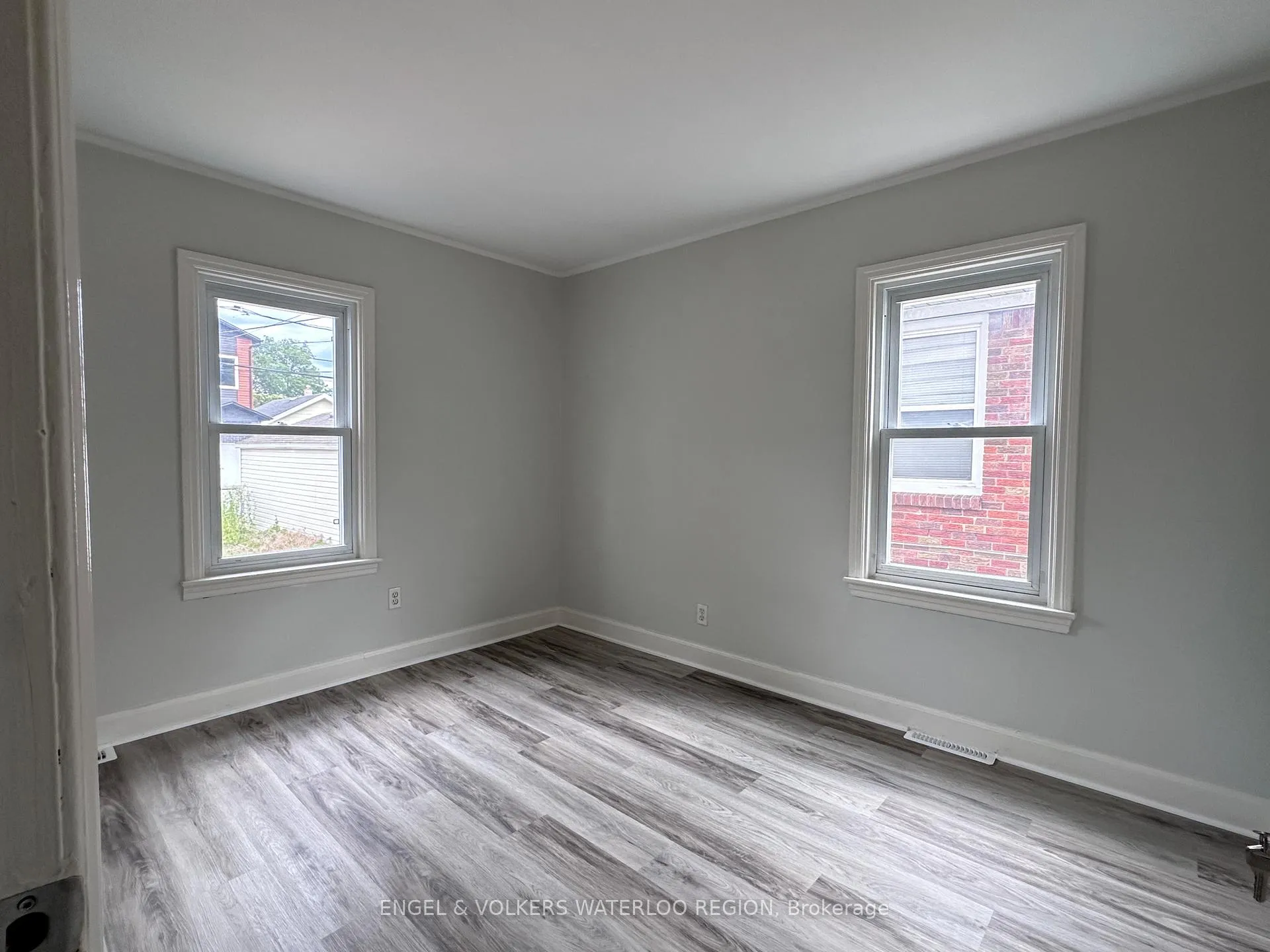 Photo 12 of 738 Randolph Avenue, Windsor, Windsor University District — HOMEH