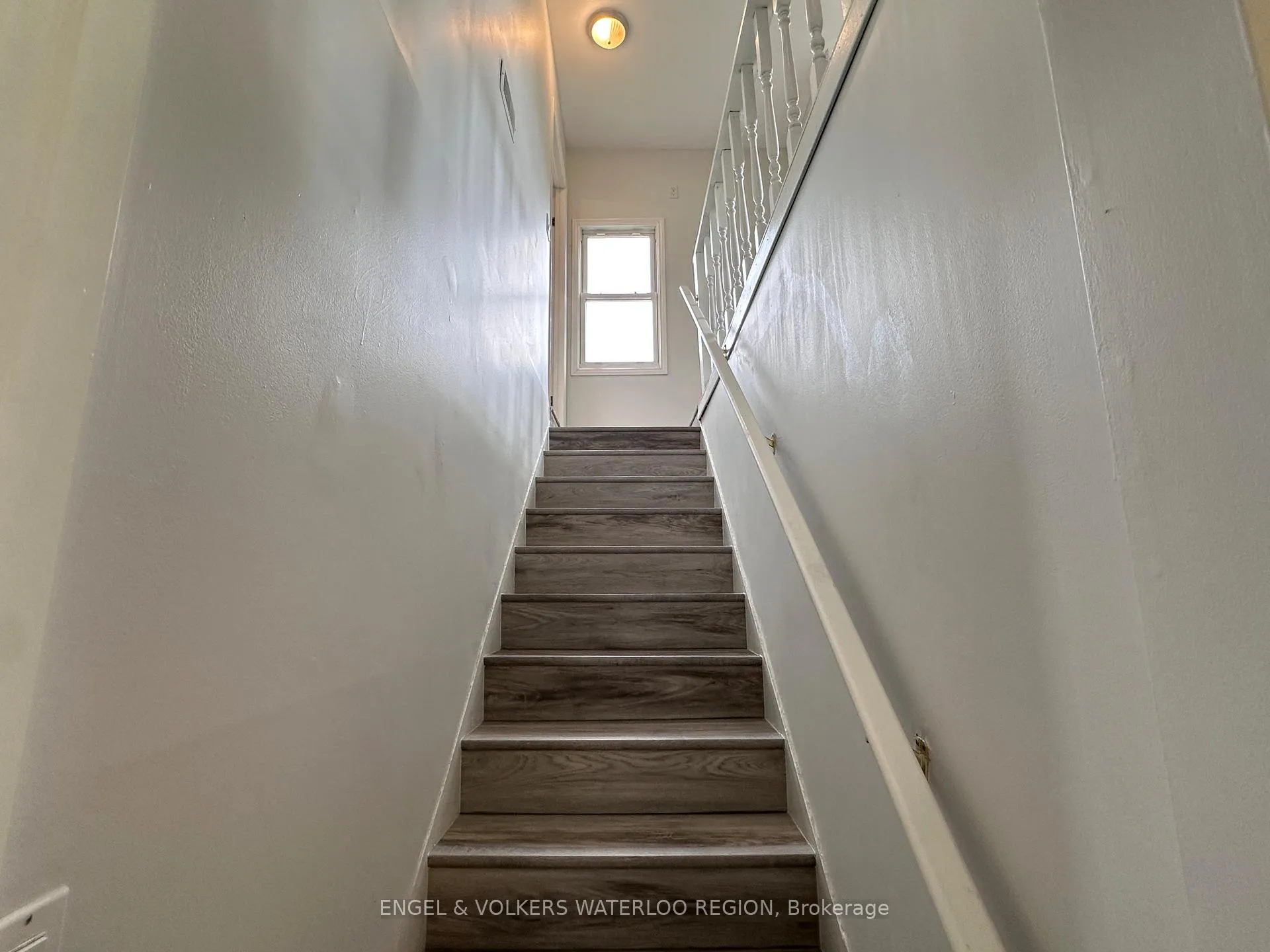 Photo 14 of 738 Randolph Avenue, Windsor, Windsor University District — HOMEH