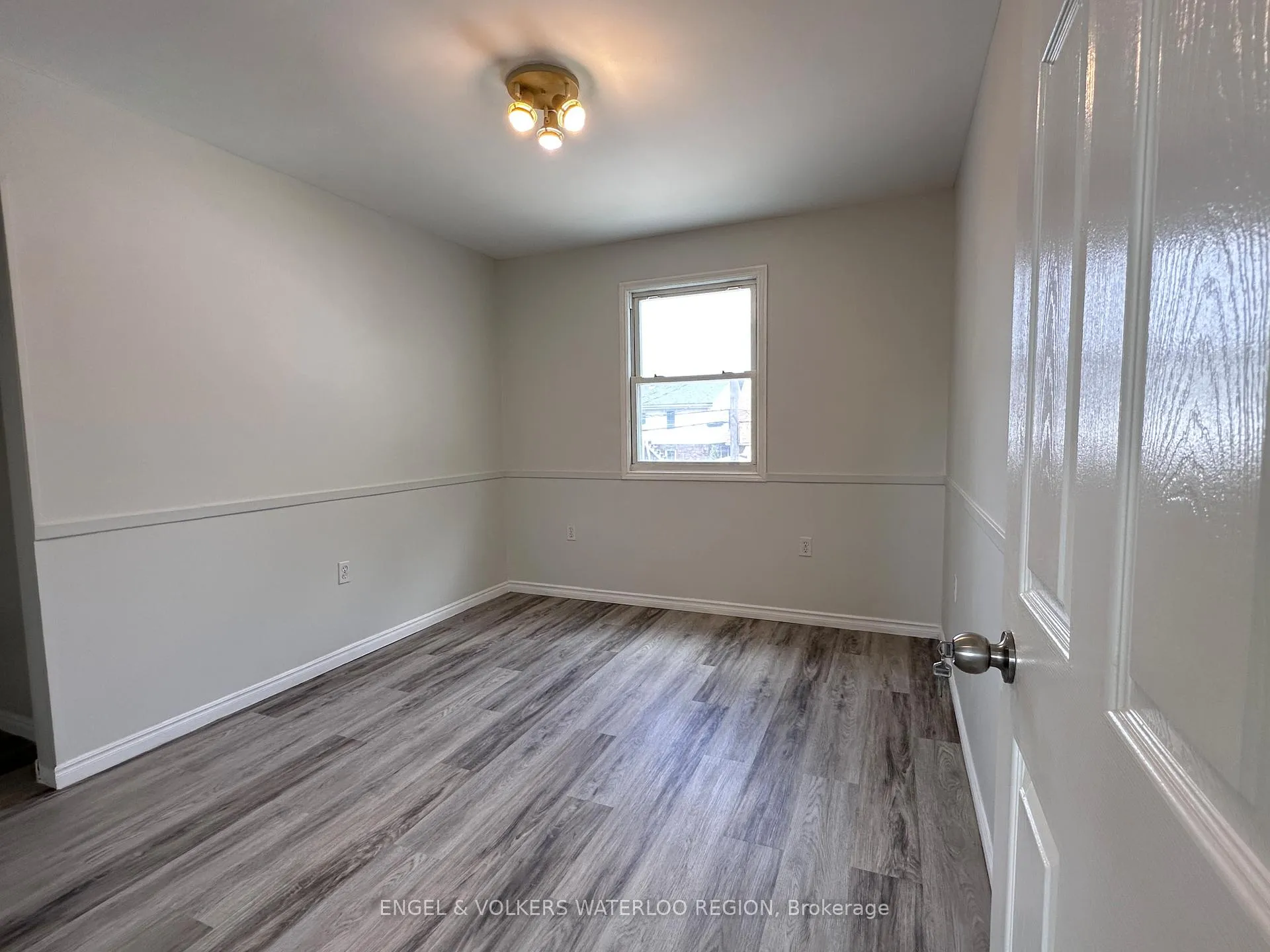 Photo 17 of 738 Randolph Avenue, Windsor, Windsor University District — HOMEH
