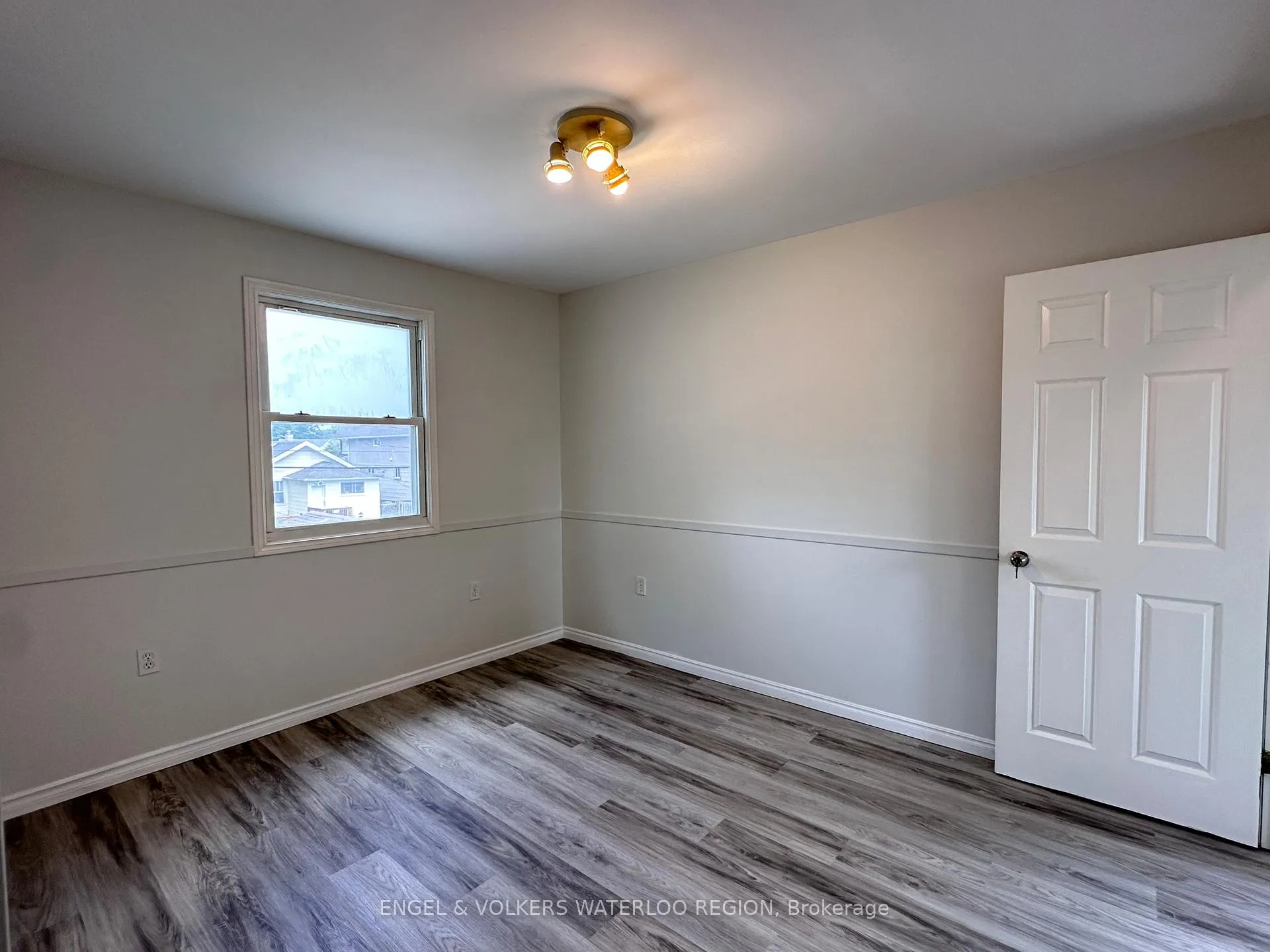 Photo 19 of 738 Randolph Avenue, Windsor, Windsor University District — HOMEH